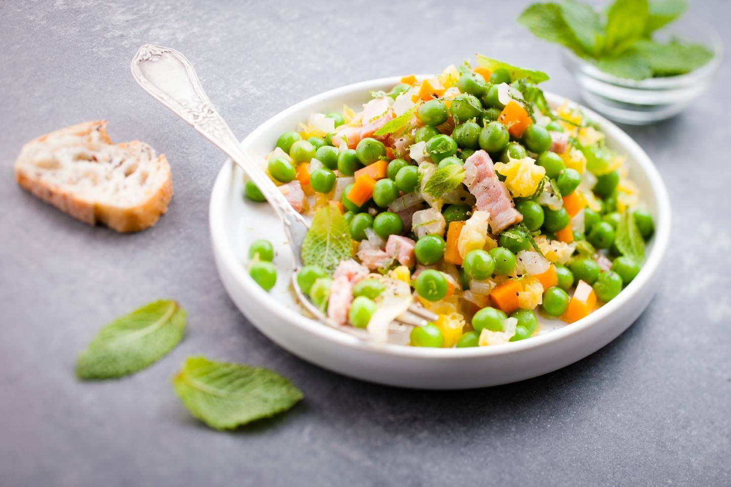 Piselli con carote e pancetta - Ricette Cookeo | Moulinex
