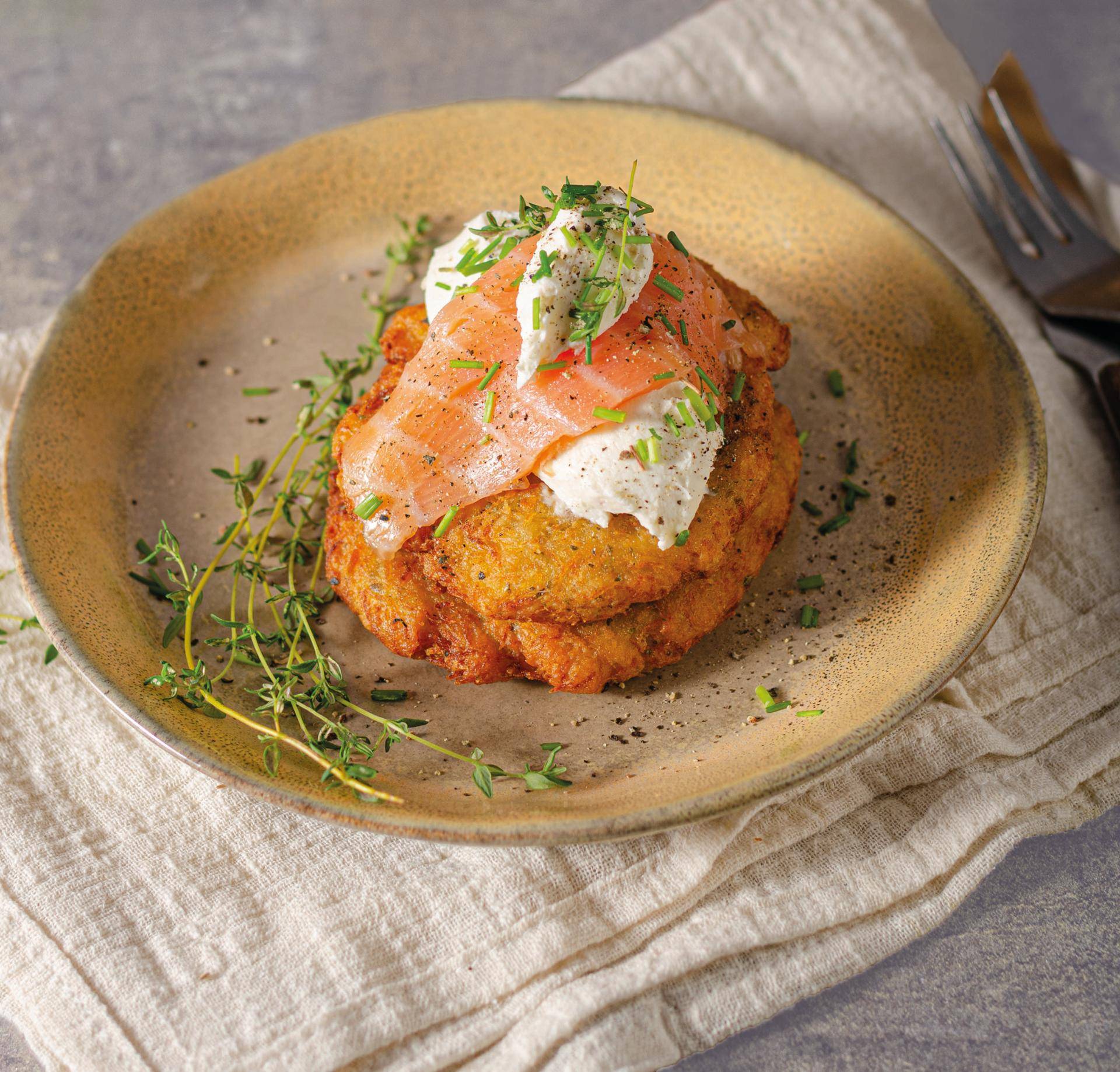 Pancake di patate con salmone affumicato - Ricette Dual EasyFry&Grill | Moulinex