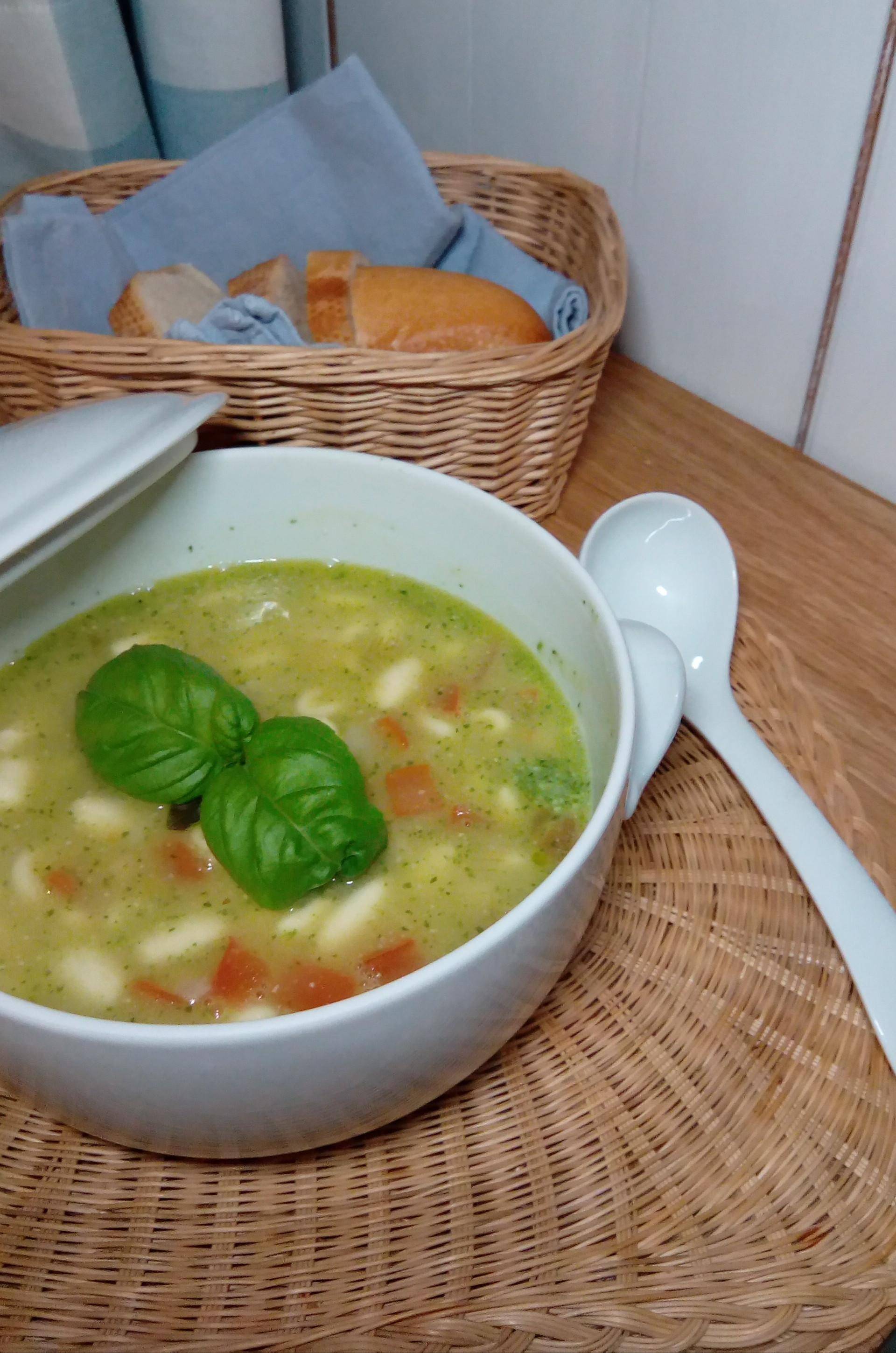 Pasta e fagioli con pesto di basilico - Ricette Companion Connect | Moulinex