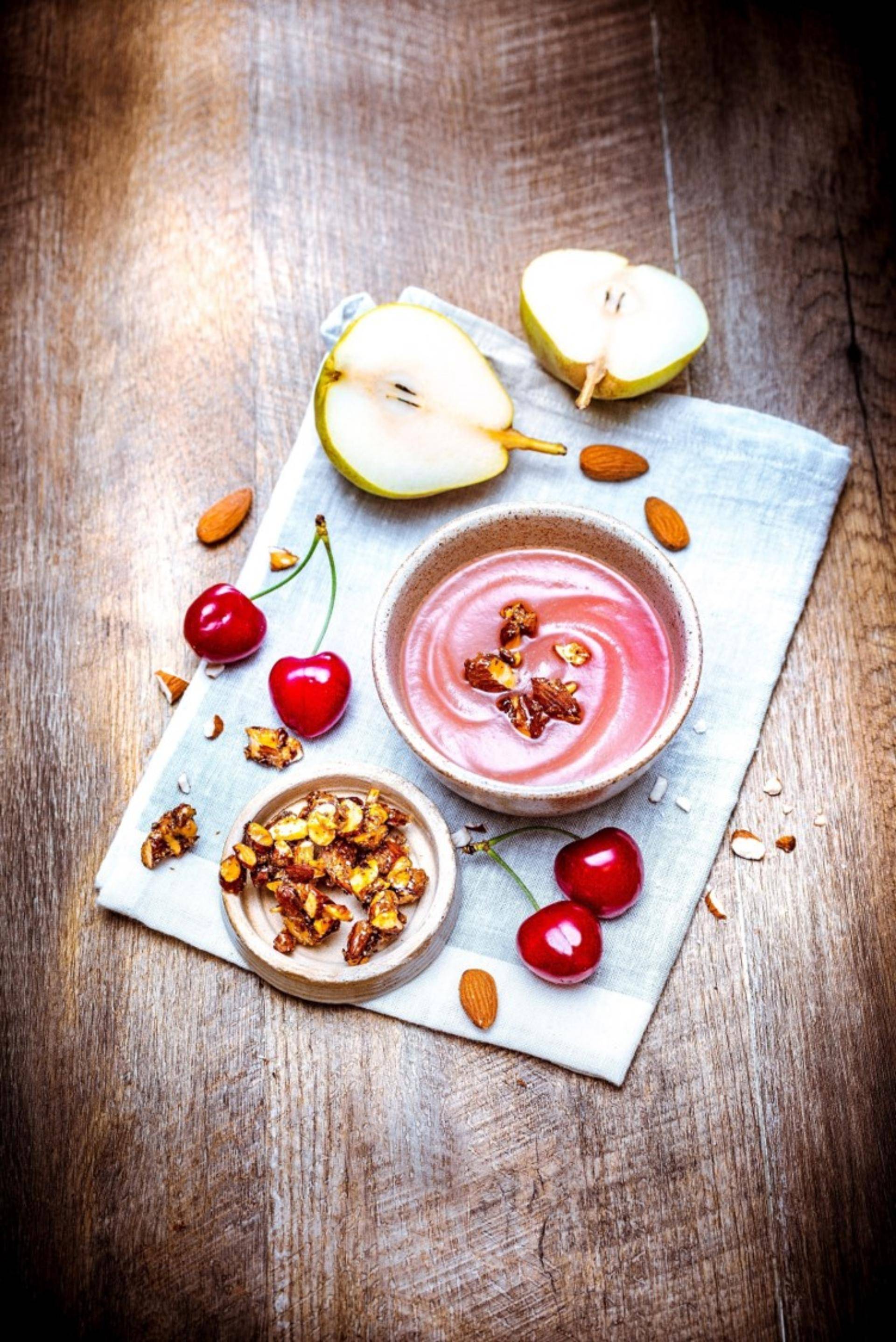 Composta croccante alle ciliegie, pere e mandorle - Ricette Ultrablend Cook | Moulinex