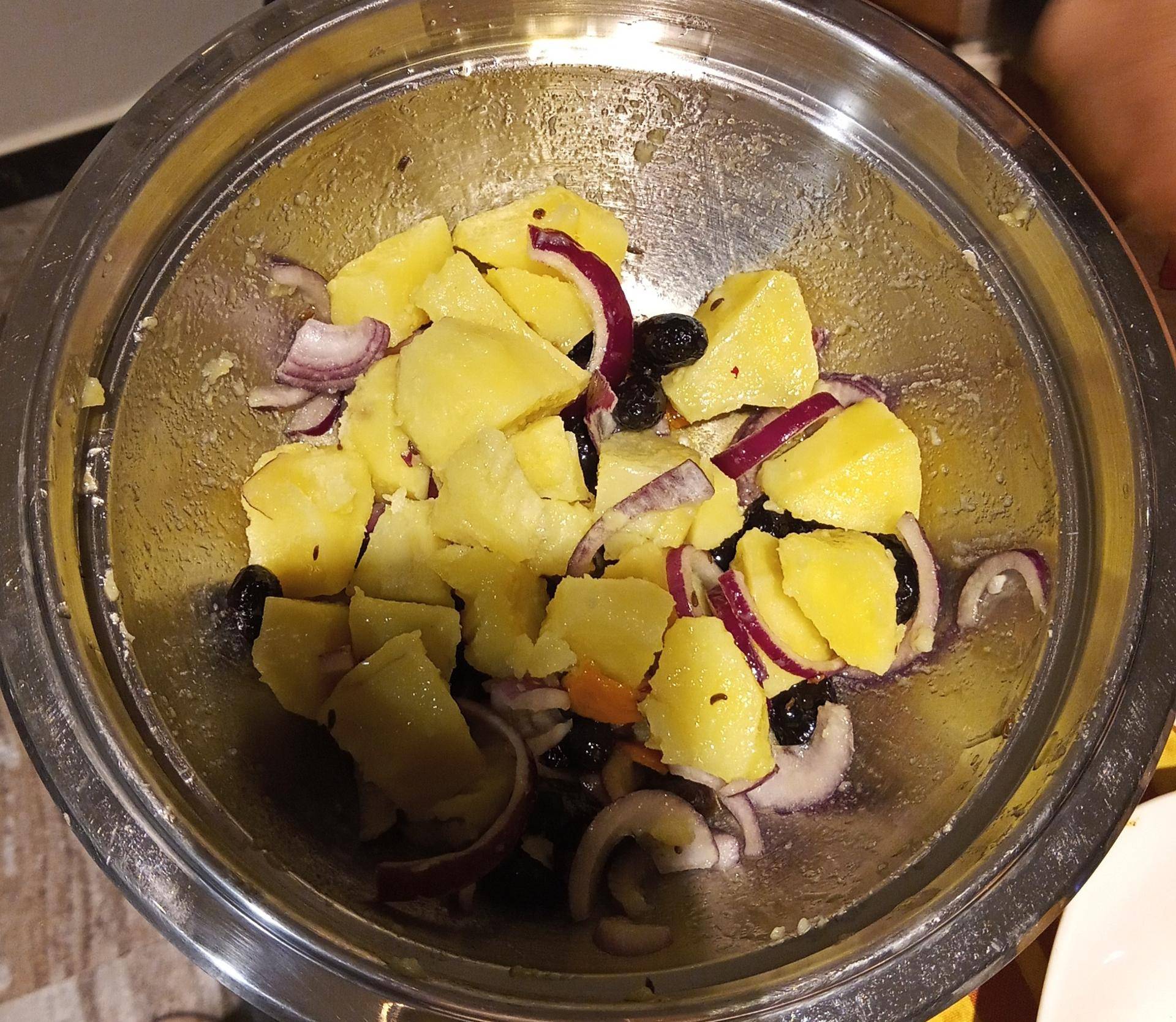 Insalata patate olive e cipolla - Ricette Cookeo | Moulinex