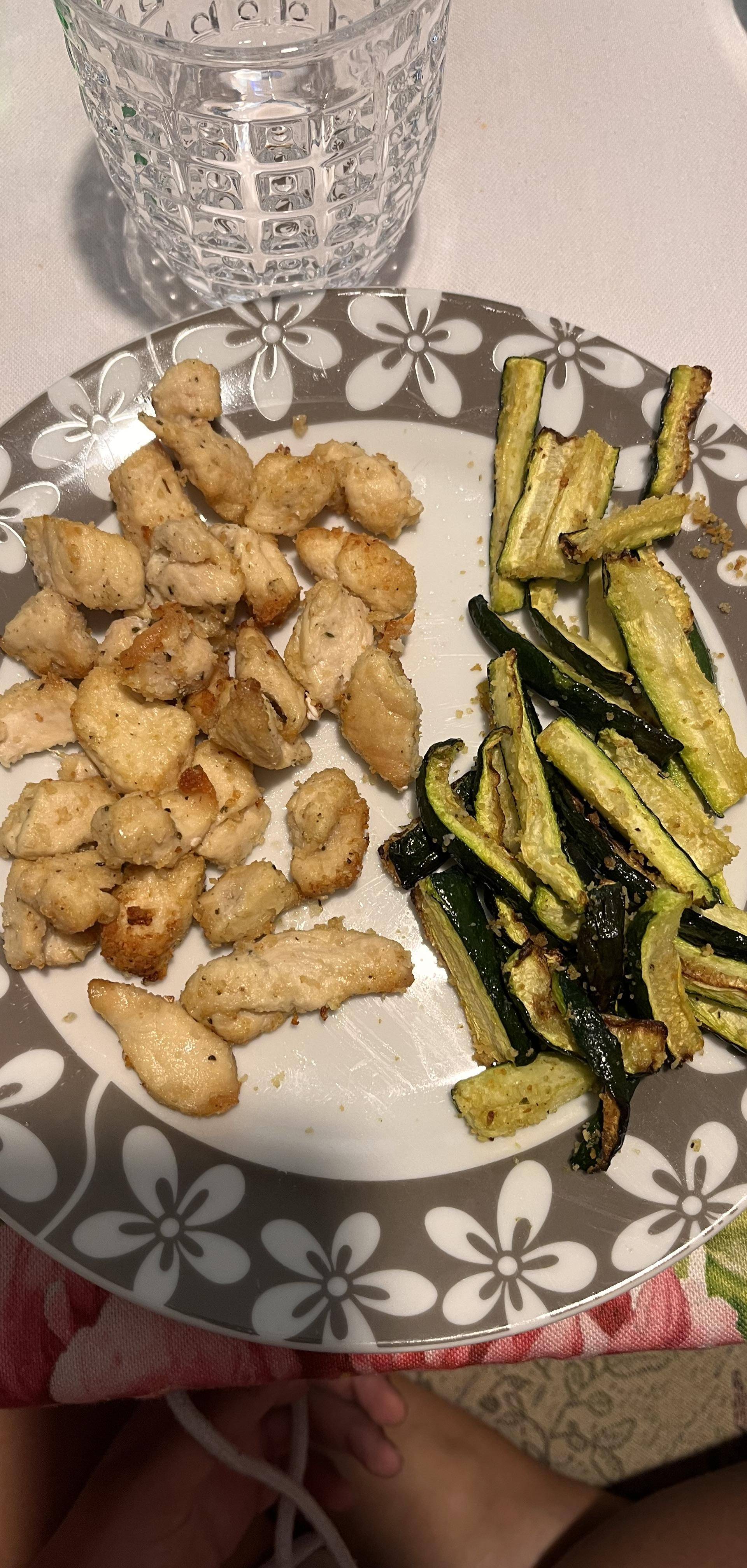 Ricetta Bocconcini pollo dorati con bastoncini zucchine croccanti - Ricette DUAL EASY FRY XXL | Moulinex