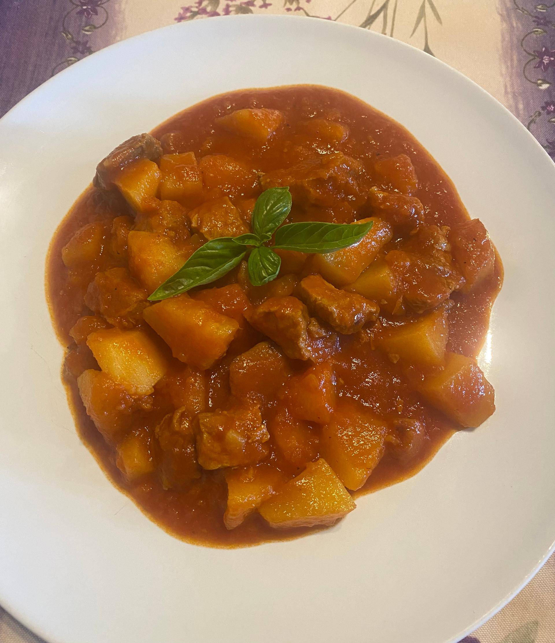Spezzatino al sugo con patate - Ricette Cookeo V3 | Moulinex