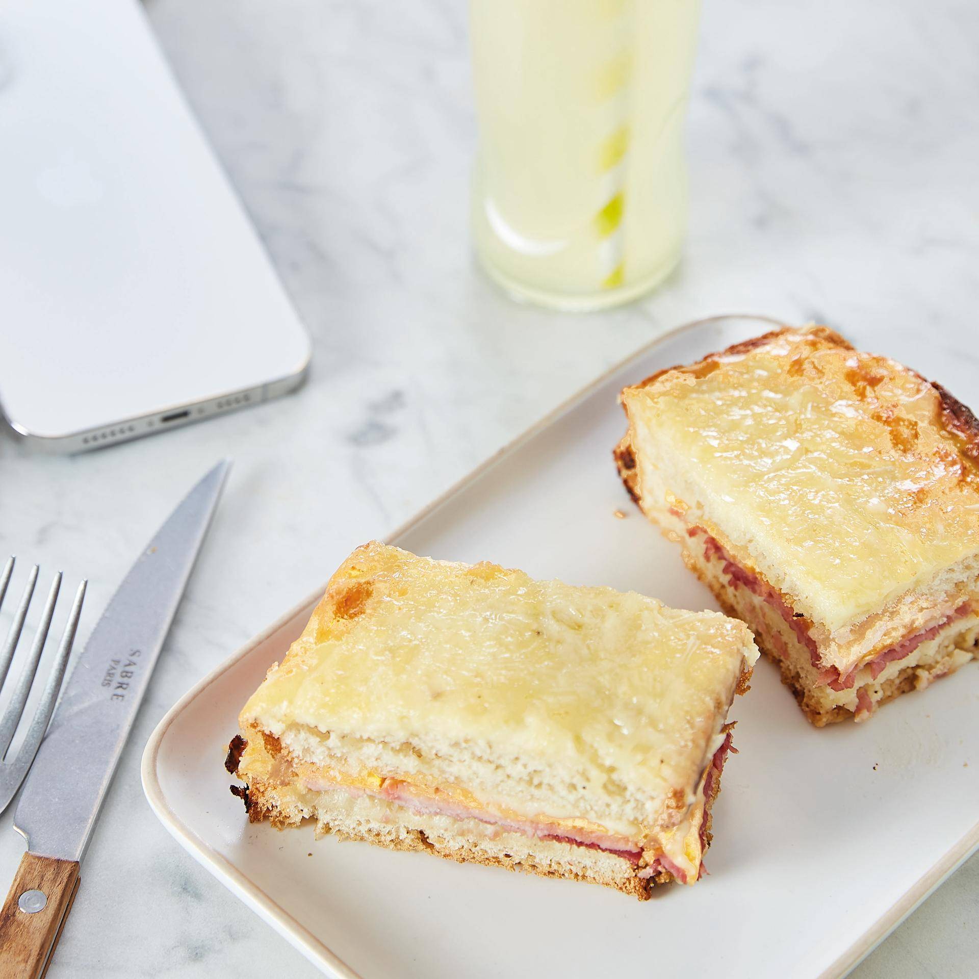 Formaggio alla griglia con prosciutto - Ricette Easy Fry Max | Moulinex