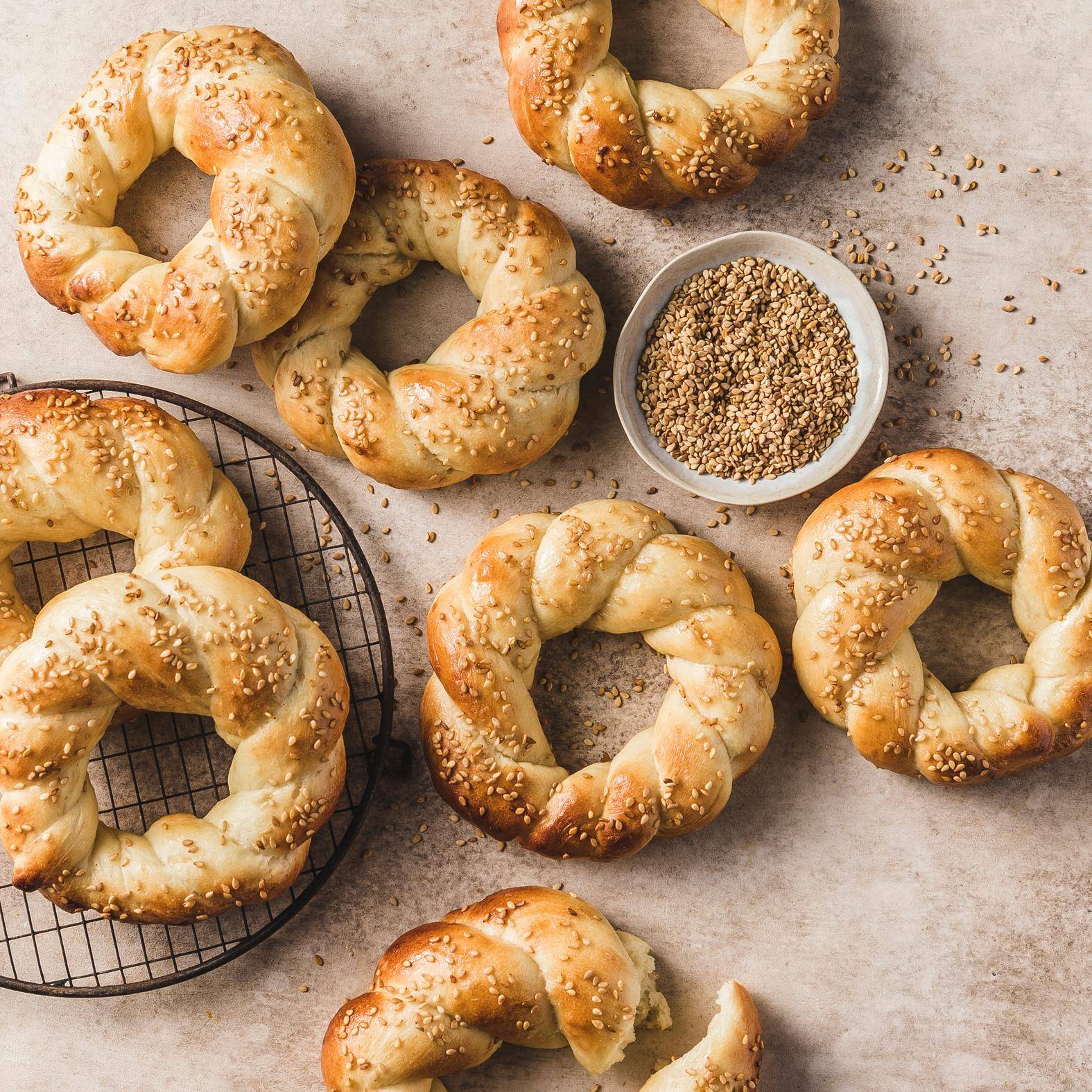 Simit (pane turco al sesamo) - Ricette Companion Connect XL | Moulinex