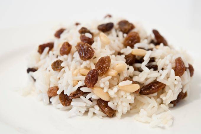 Riso pilaf con uvetta e pinoli - Ricette Companion | Moulinex