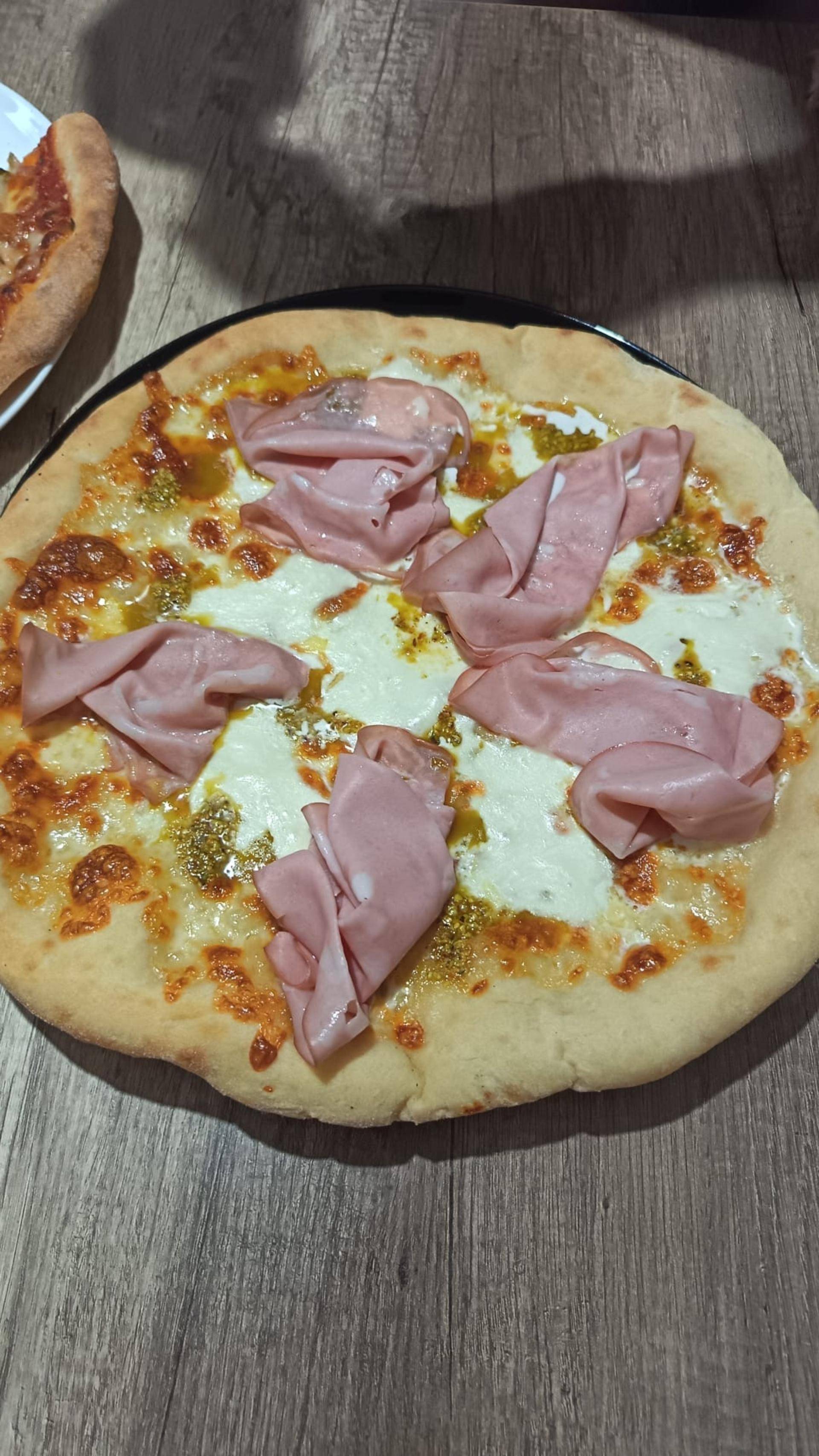 Pizza a lunga lievitazione di Juliet - Ricette Companion Connect XL | Moulinex