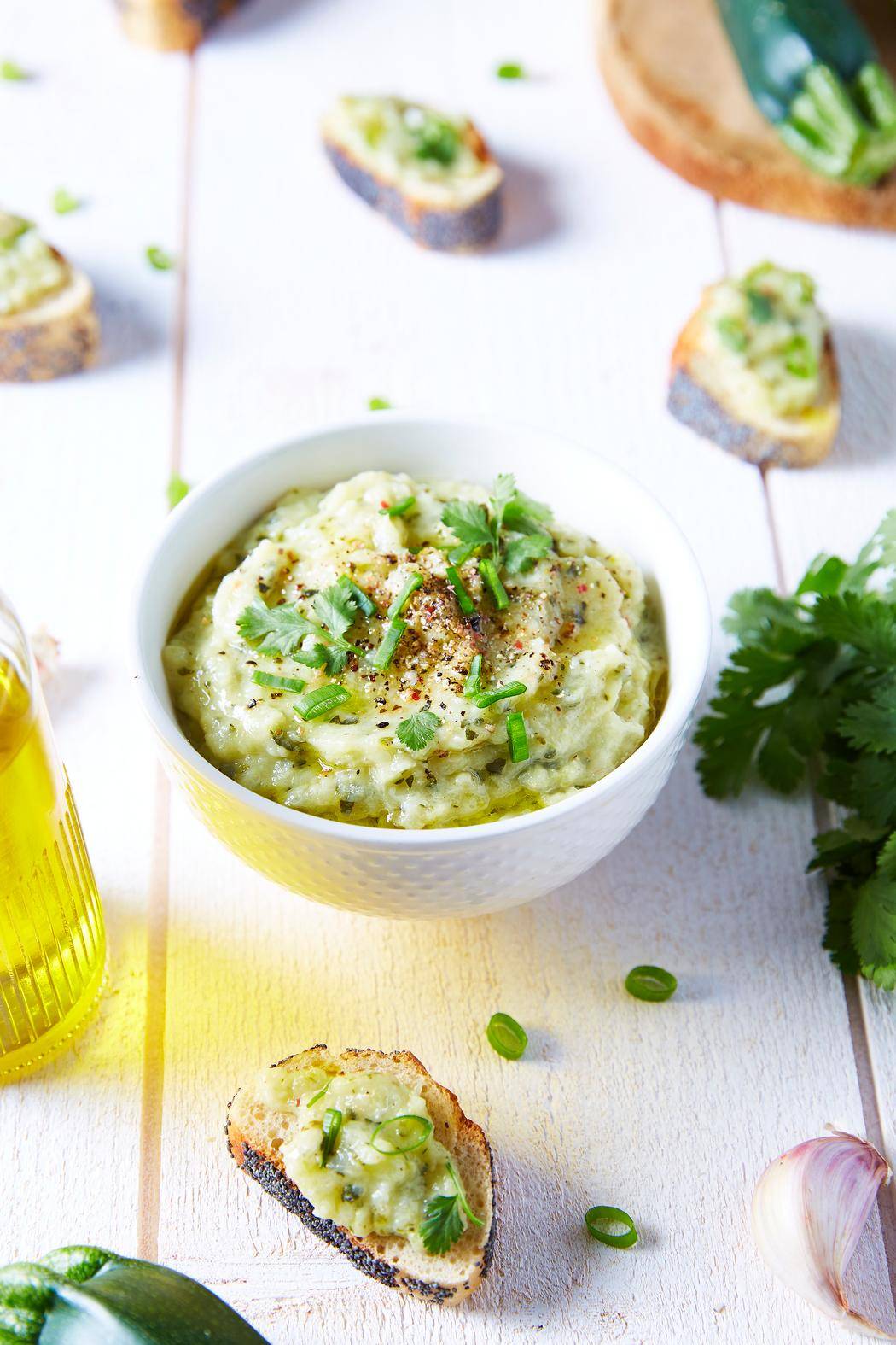 Light courgette dip with coriander - Ricette Blend up | Moulinex