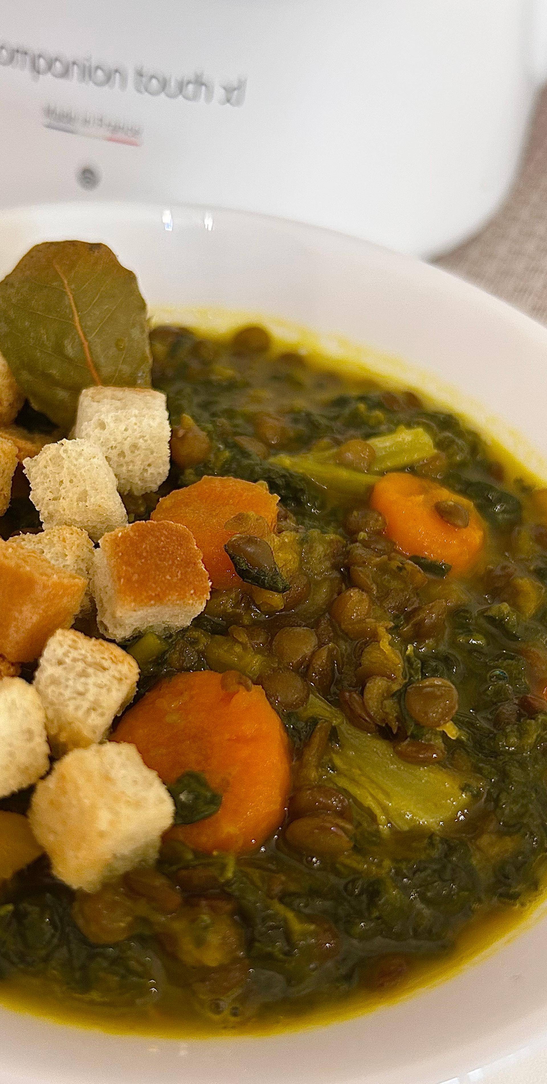 Zuppa di lenticchie zucca e cavolo speziata - Ricette Companion Connect XL | Moulinex