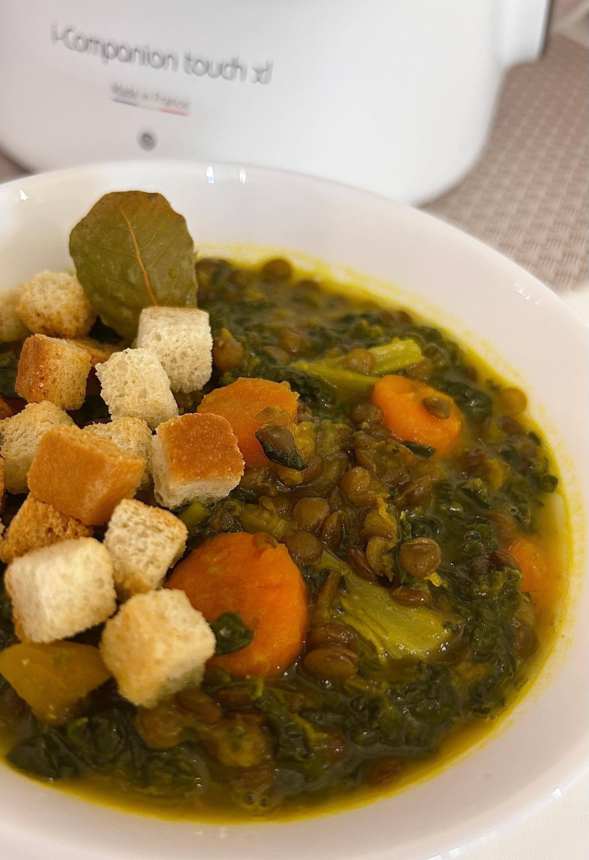 Zuppa di lenticchie zucca e cavolo speziata - Ricette Companion Connect XL | Moulinex