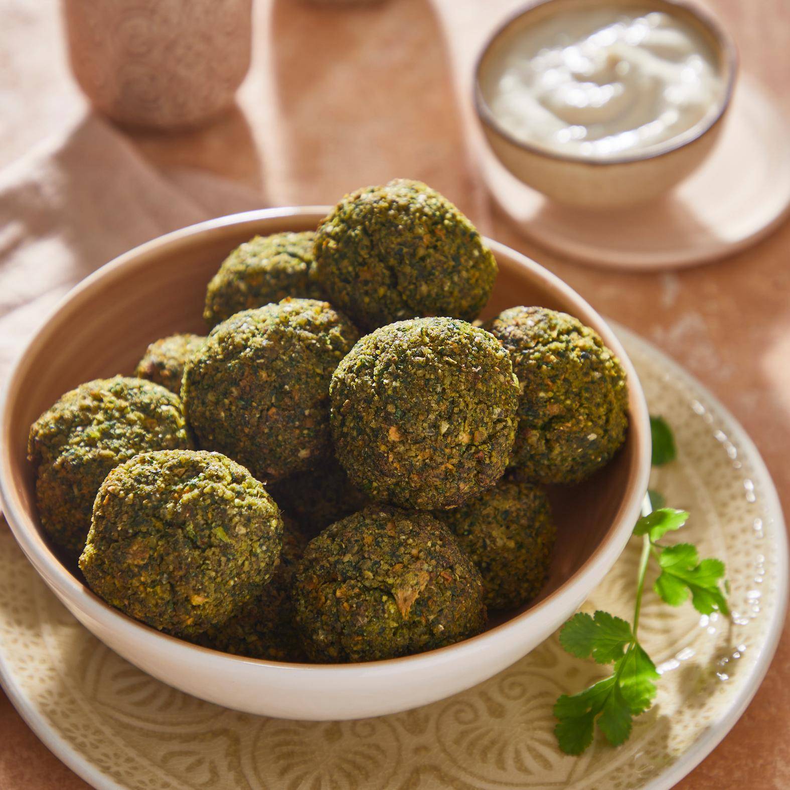 Falafel di carote con salsa tahina - Ricette EASY FRY GRILL & STEAM 3 in 1 | Moulinex