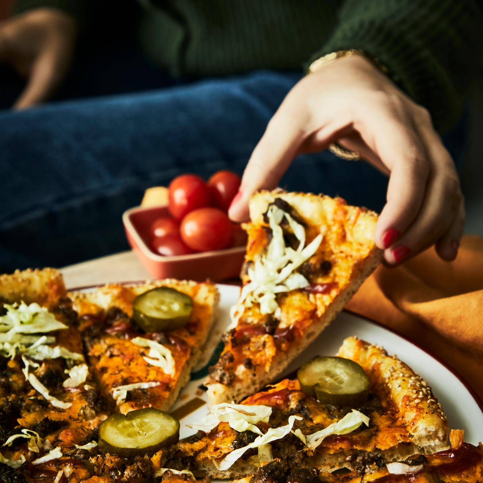 Pizza cheeseburger - Ricette Easy Fry XL Surface | Moulinex