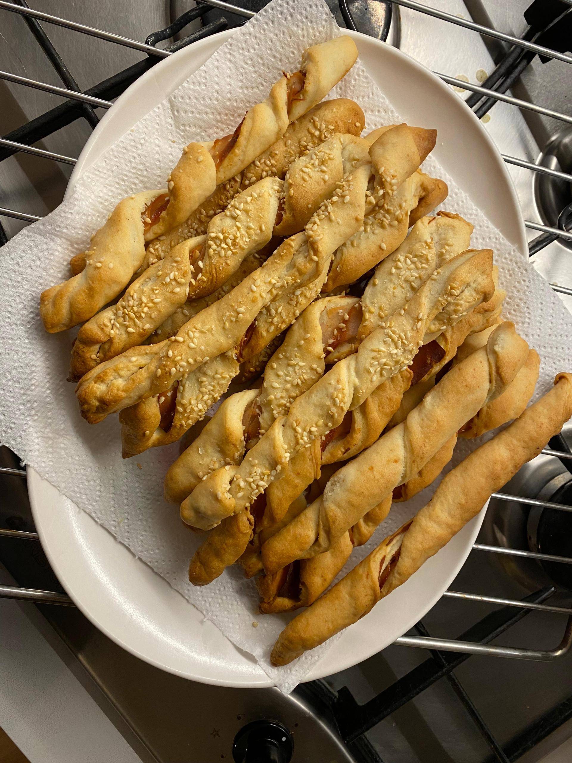 Grissini al sesamo con prosciutto - Ricette Companion Connect XL | Moulinex