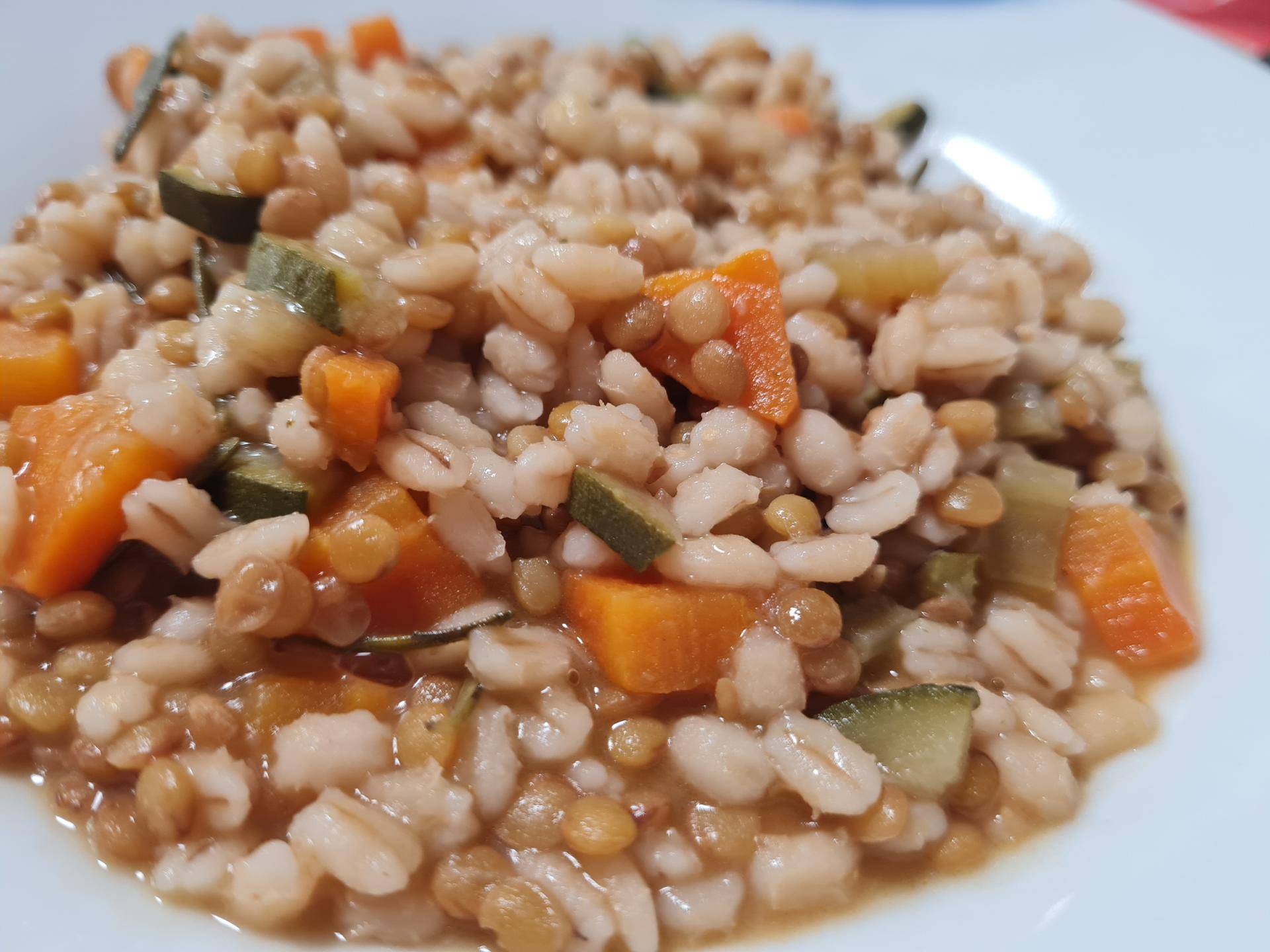Zuppa di lenticchie e orzo perlato - Ricette Cookeo | Moulinex