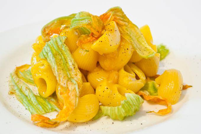Pipe ai fiori di zucca e zafferano - Ricette Companion | Moulinex