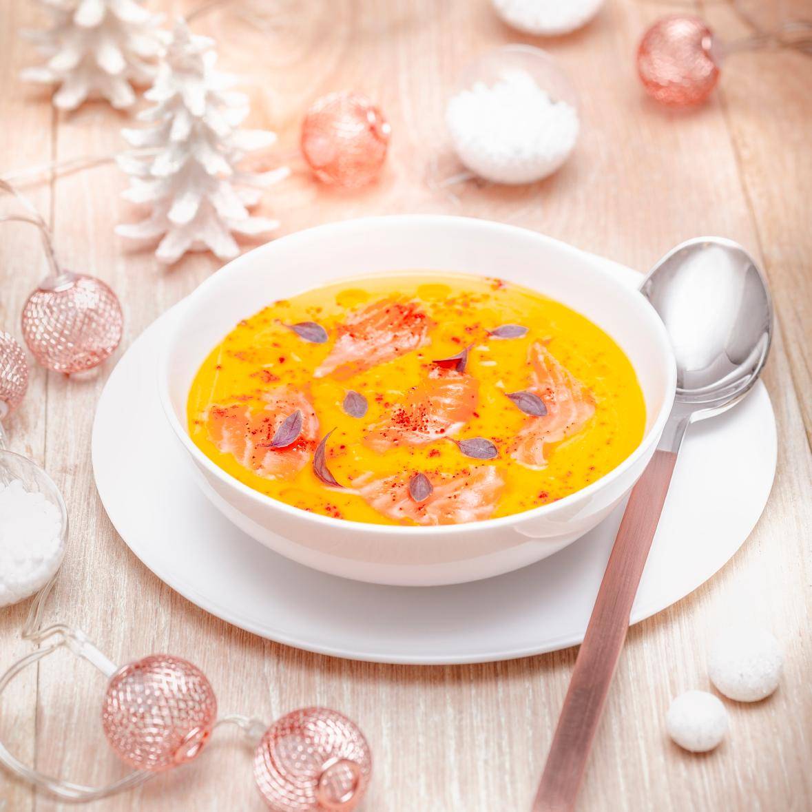 Crema di zucca e cocco con salmone affumicato - Ricette Companion Connect | Moulinex