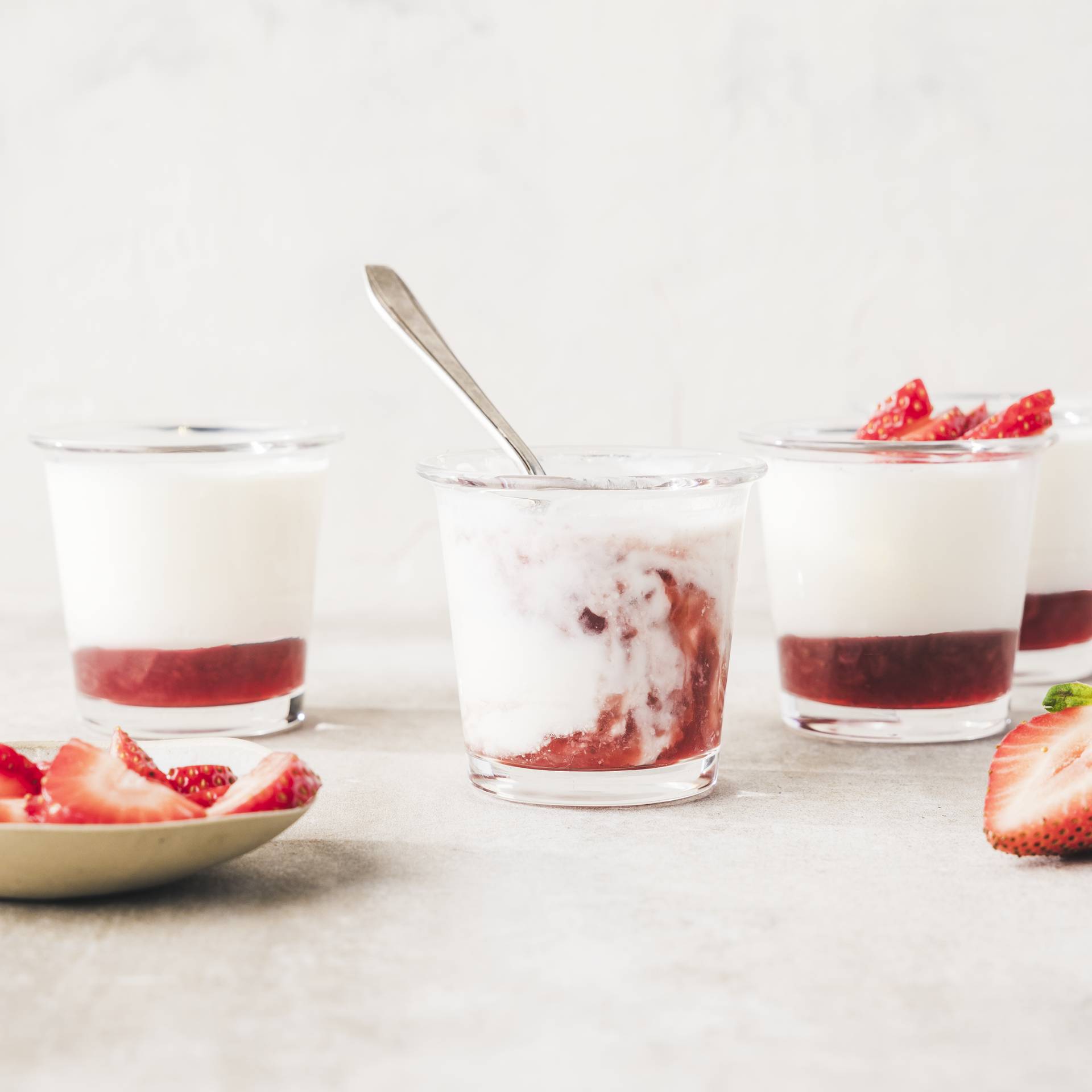 Yogurt alla fragola - Ricette Easy fry Silence XL / Essential XL | Moulinex