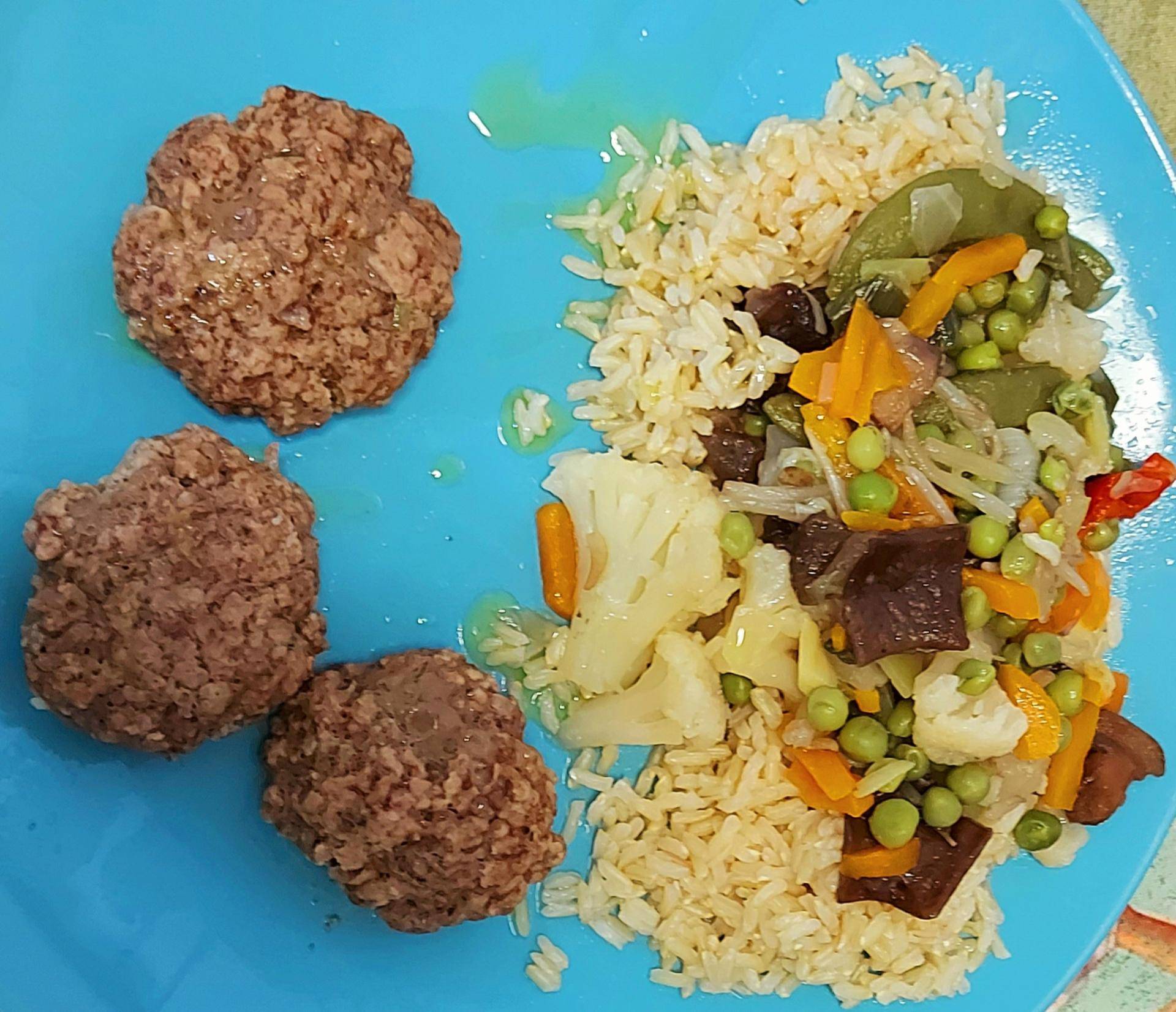 Hamburger fatti in casa con mix di verdure asiatico cotto al vapore e riso integrale - Ricette Companion Connect | Moulinex