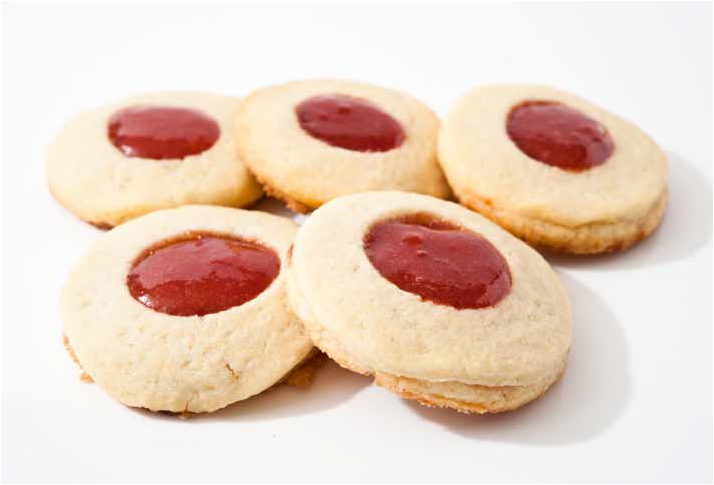 Biscotti con marmellata di fragole - Ricette Companion | Moulinex