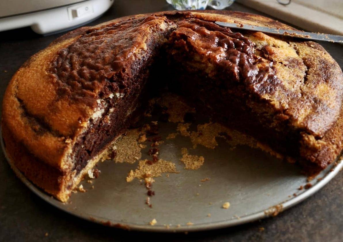 Torta variegata allo yogurt - Ricette Companion | Moulinex