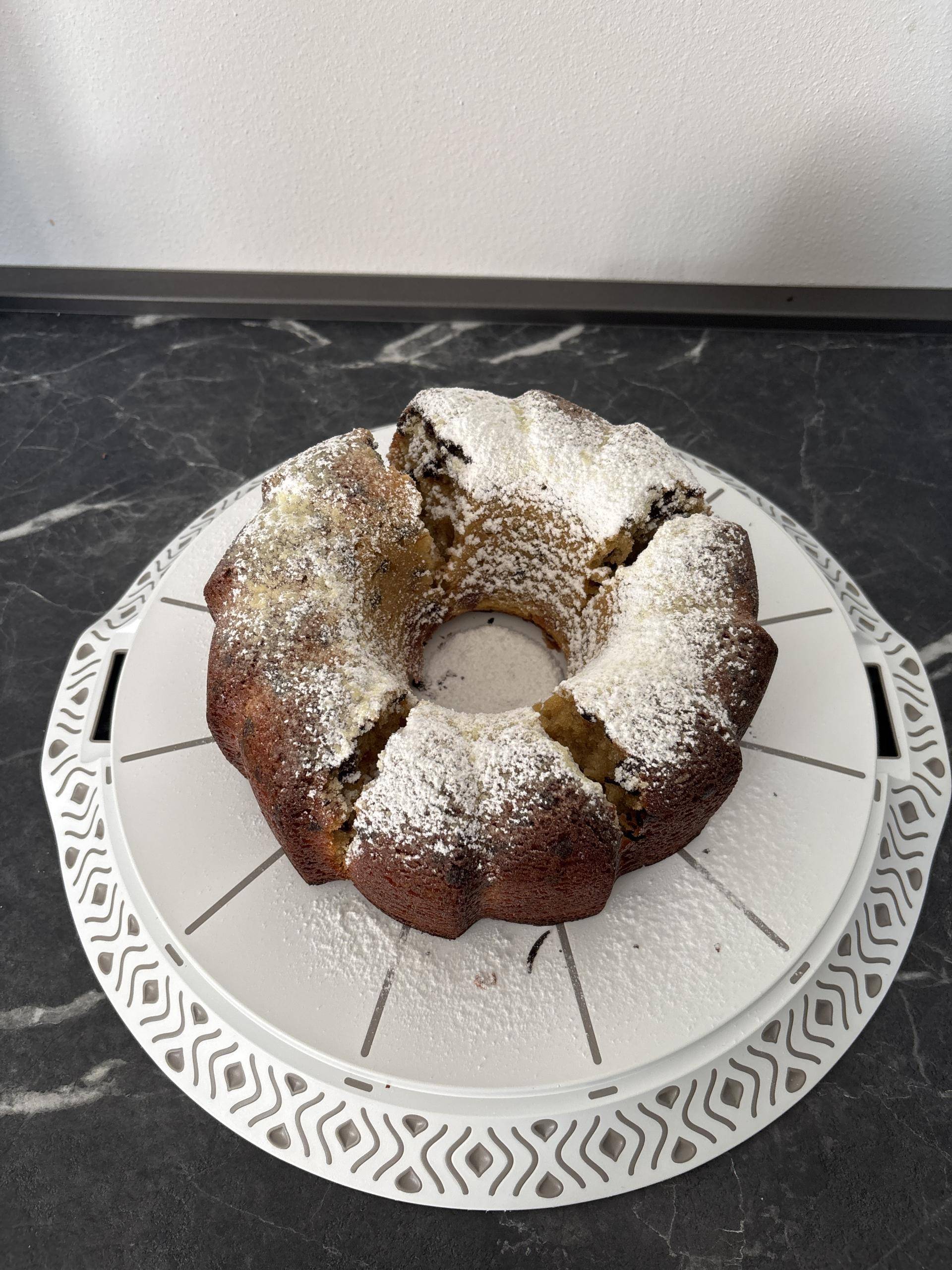 Ciambella allo joghurt con gocce di cioccolato - Ricette Companion Connect XL | Moulinex