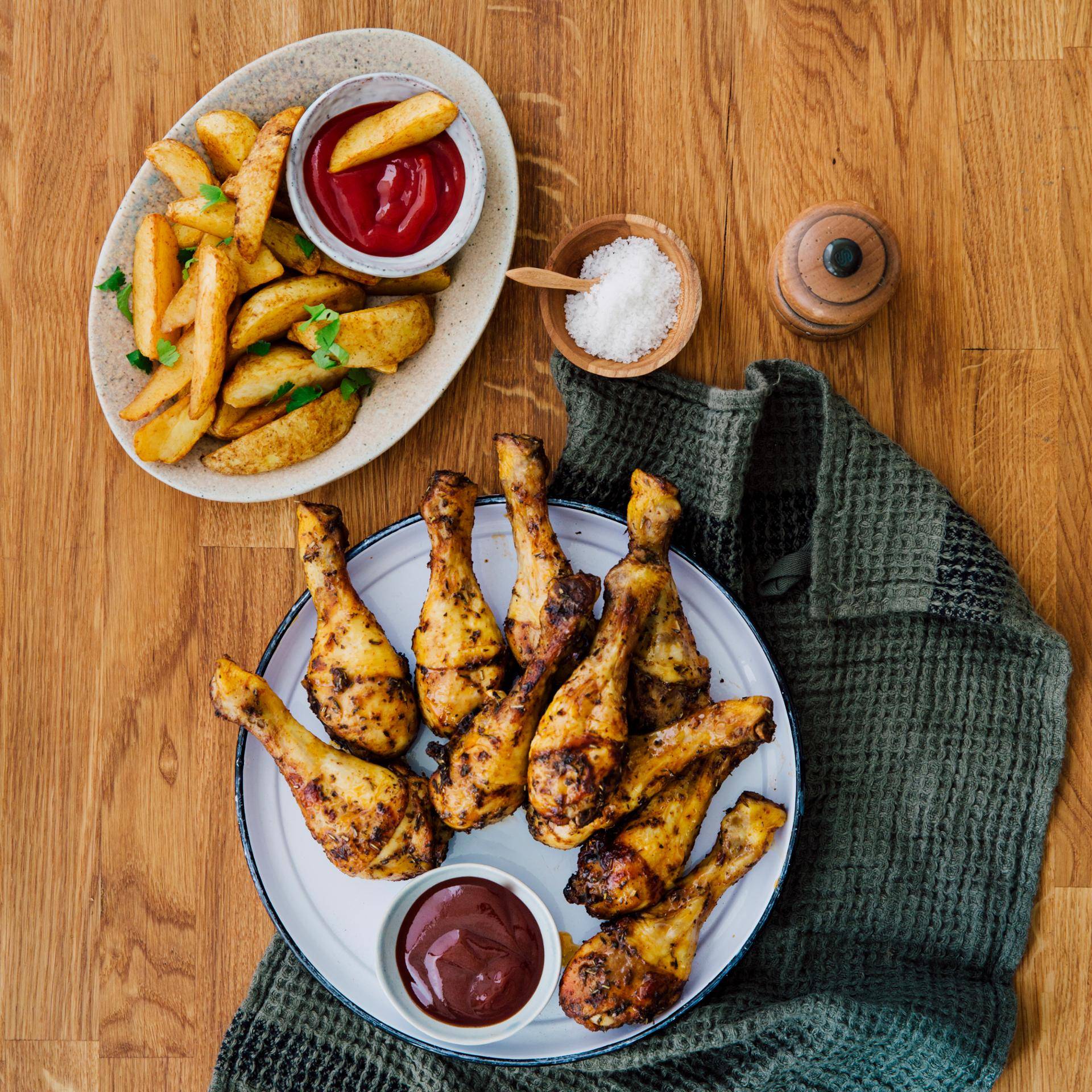 Cosce di pollo alla salsa barbecue con patate - Ricette Dual EasyFry&Grill | Moulinex