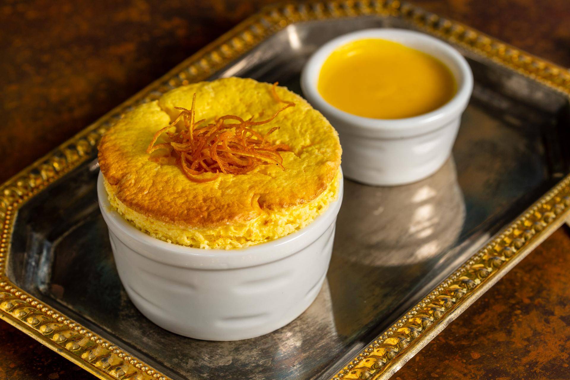 Soufflé di arancia amara con zabaione al rosolio - Ricette Companion | Moulinex