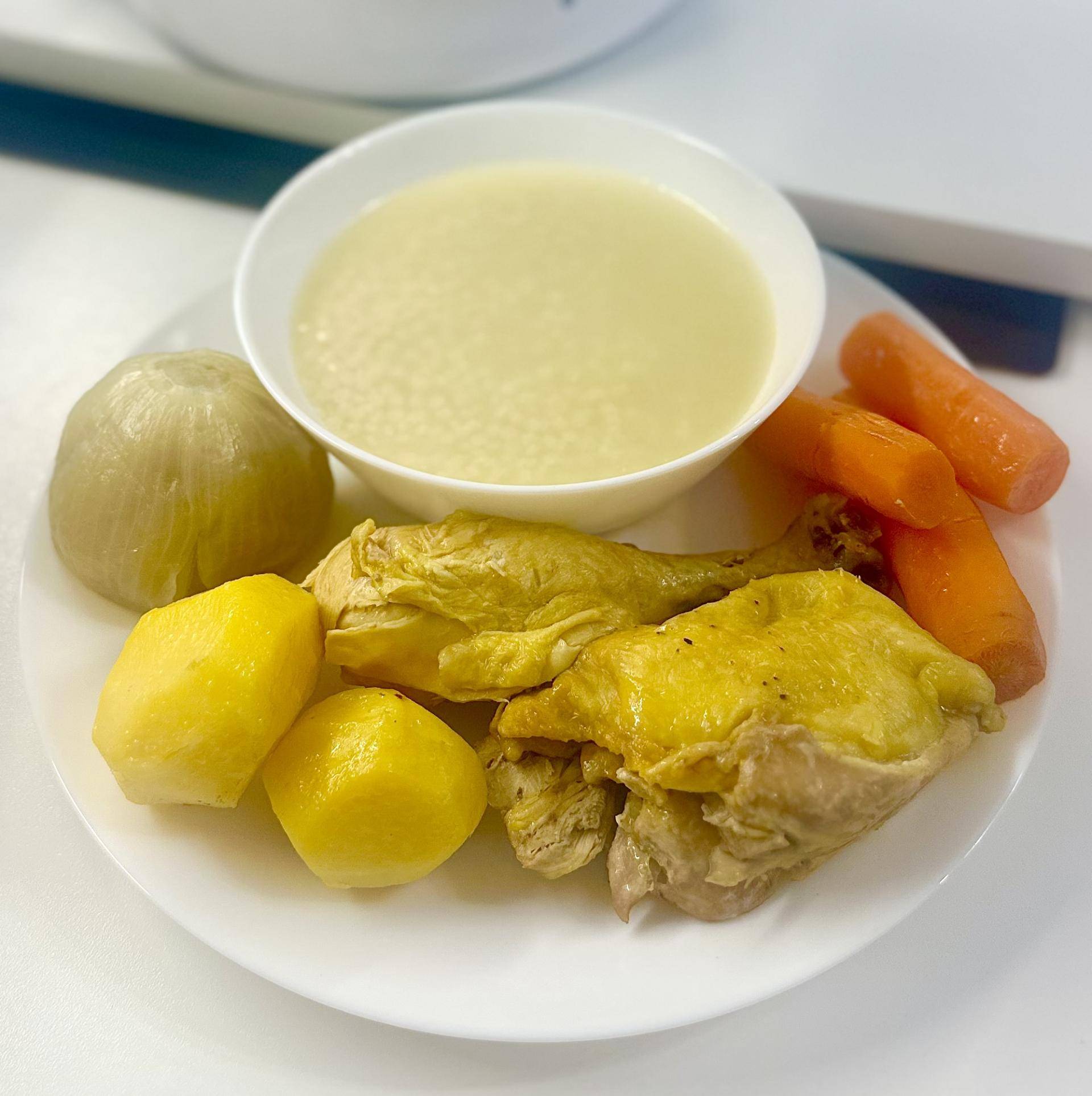 Brodo di pollo verdura - Ricette Companion Connect XL | Moulinex