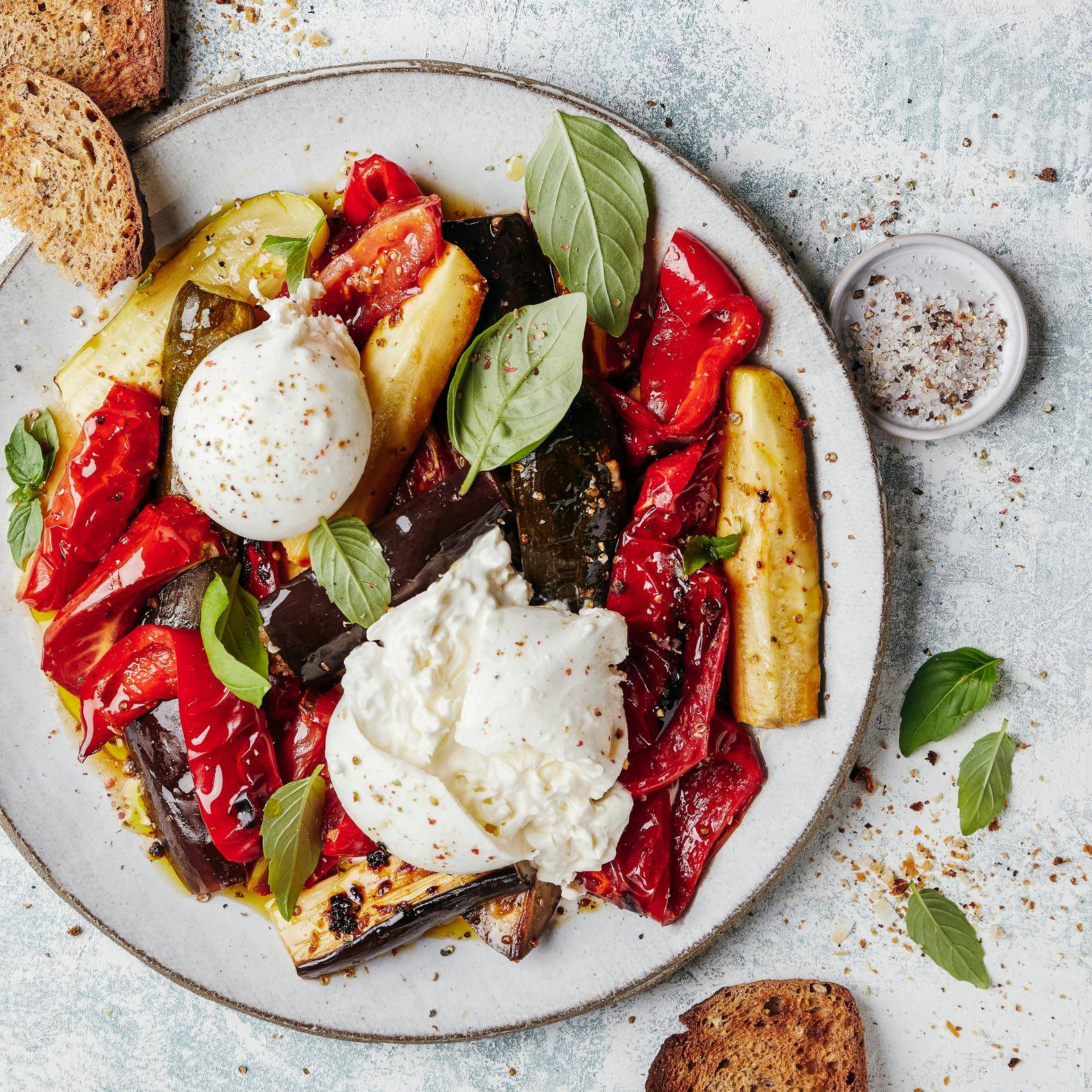 Antipasto di verdure all’italiana con burrata - Ricette Multifunction Airfryer Oven Digital | Moulinex