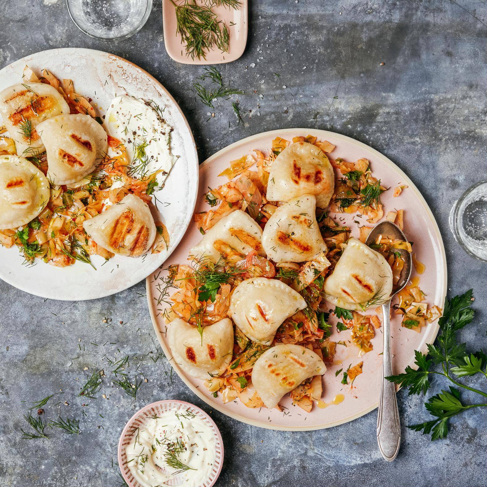 Grilled pierogies with braised cabbage - Ricette OptiGrill 2in1 XL | Moulinex