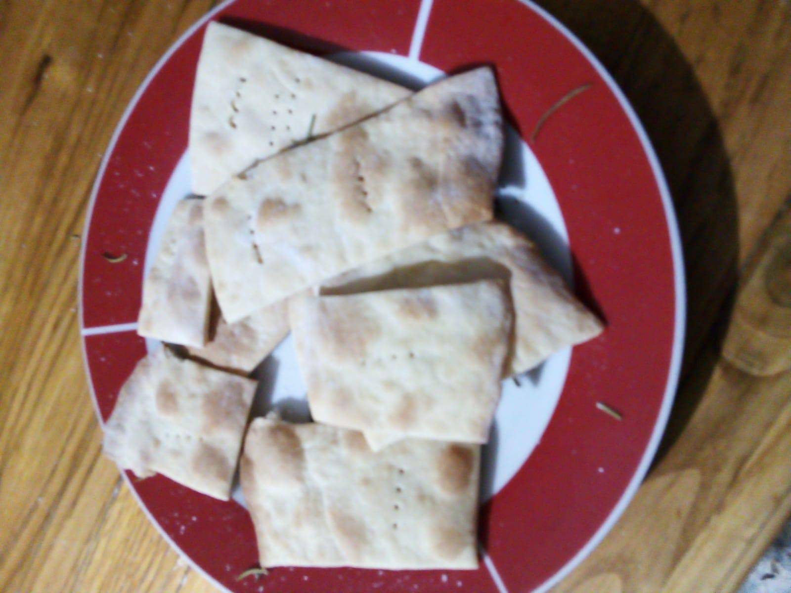 Crackers (senza lievito) al rosmarino - Ricette Companion Connect | Moulinex