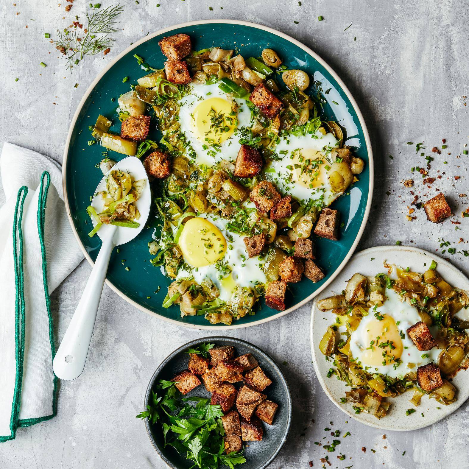 Crispy eggs with herbs - Ricette OptiGrill 4in1 | Moulinex