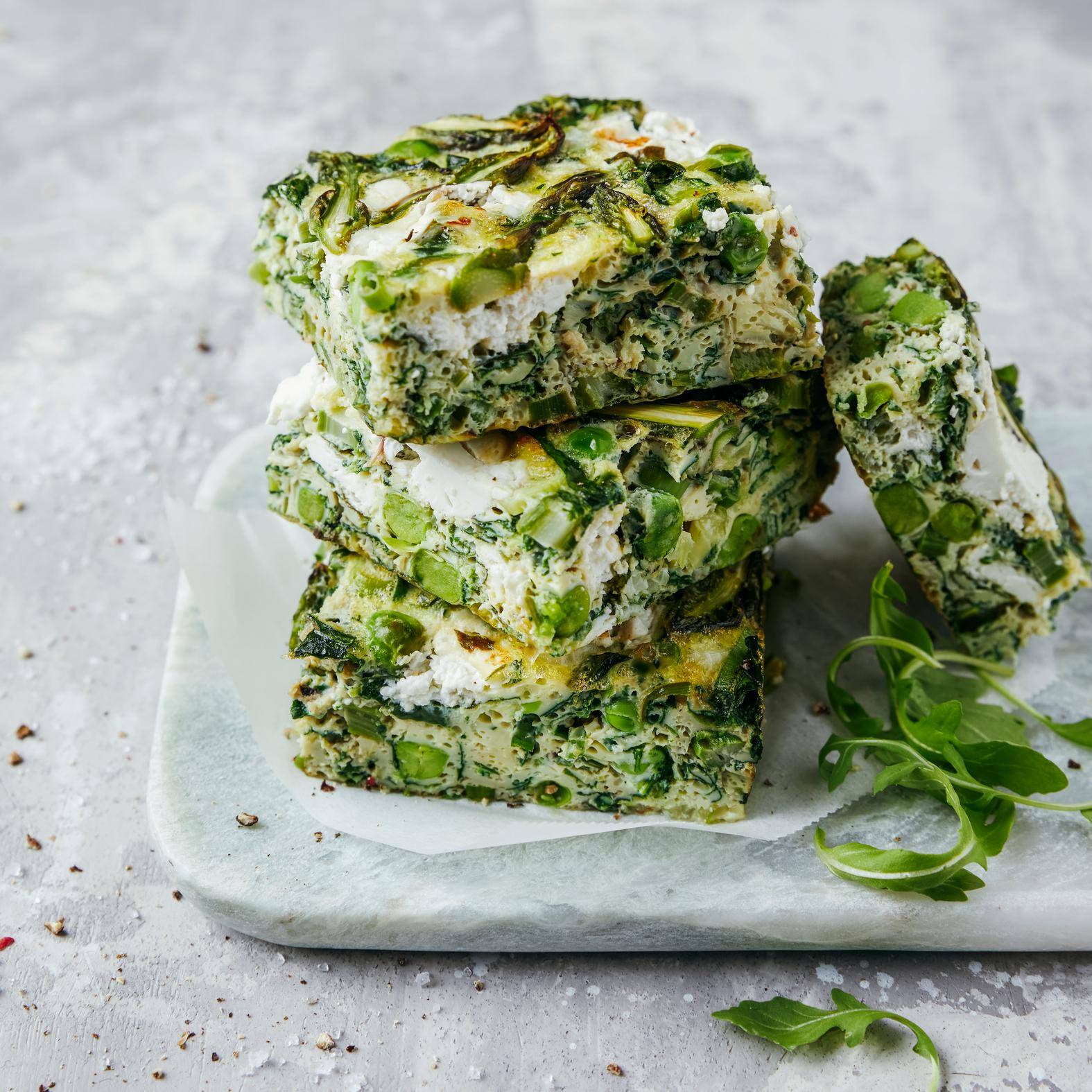 Frittata di verdure primaverili e formaggio di capra - Ricette OptiGrill 2in1 | Moulinex