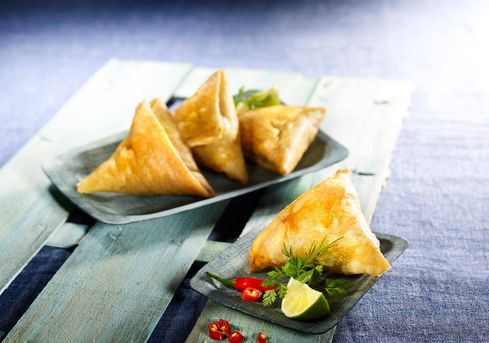 Samosa con mozzarella e pomodori secchi - Ricette EASY FRY & GRILL 2 in 1 XXL | Moulinex