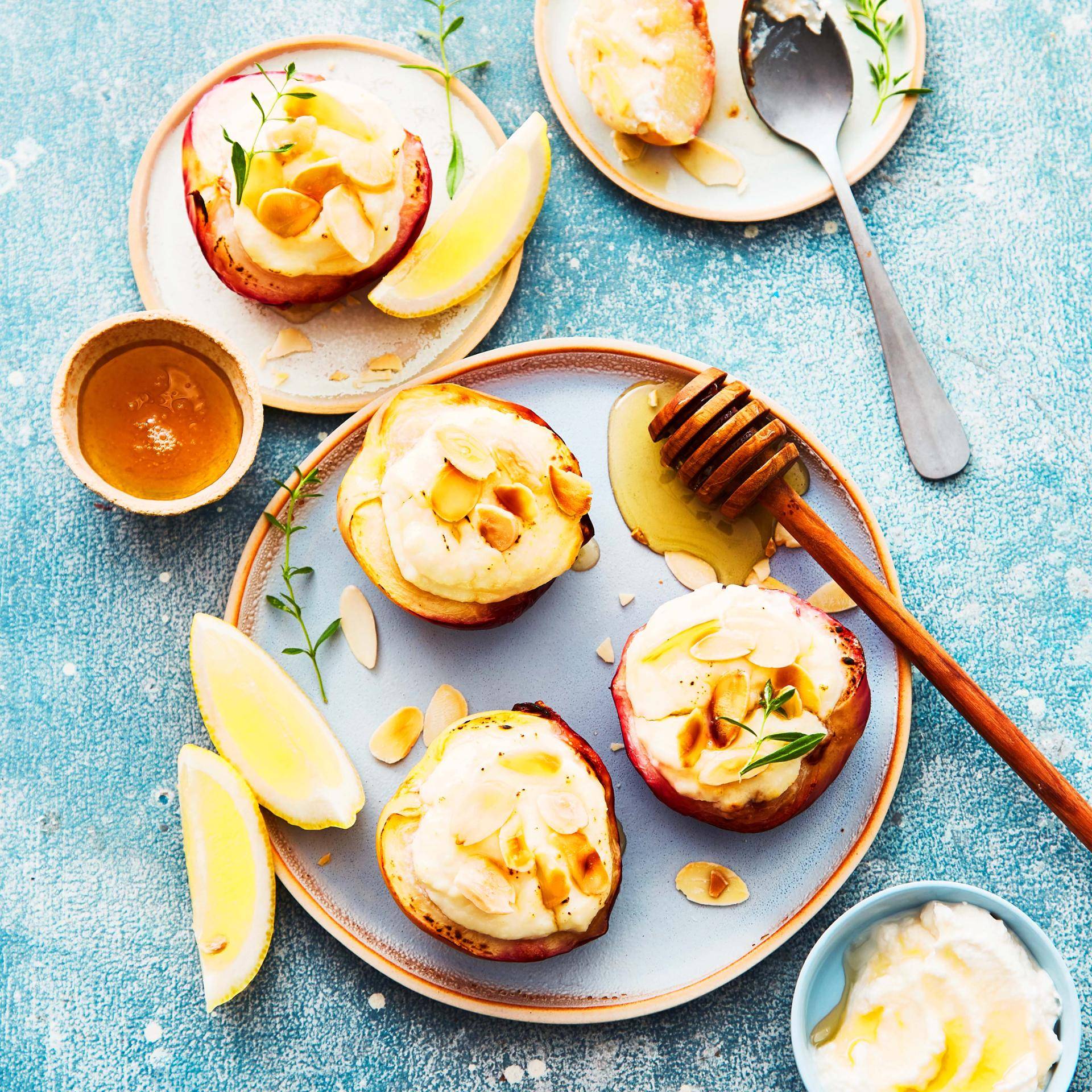 Pesche nettarine, miele e ricotta - Ricette Cookeo | Moulinex