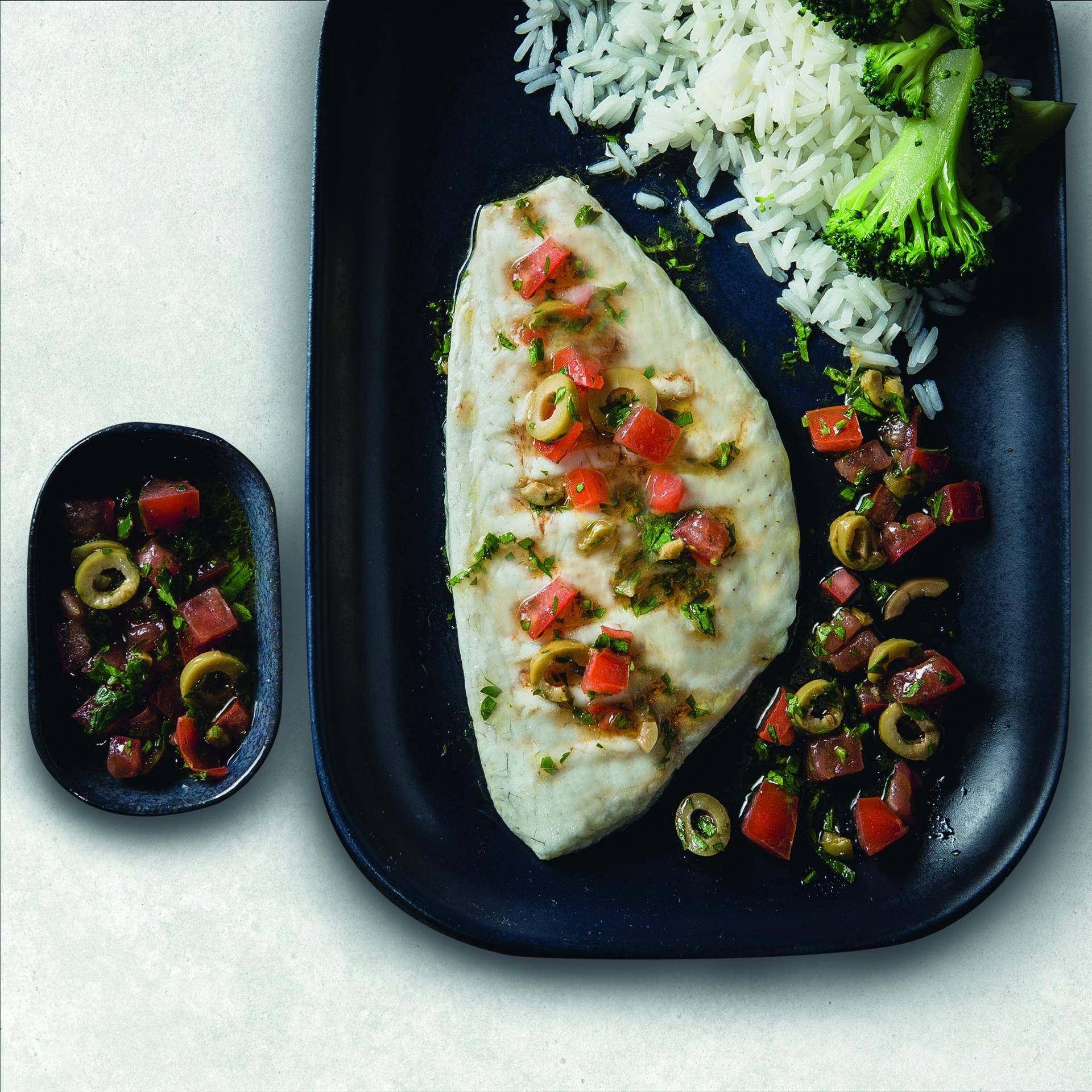 Orata alla griglia con pomodoro e olive - Ricette Multifunction Airfryer Oven Digital | Moulinex