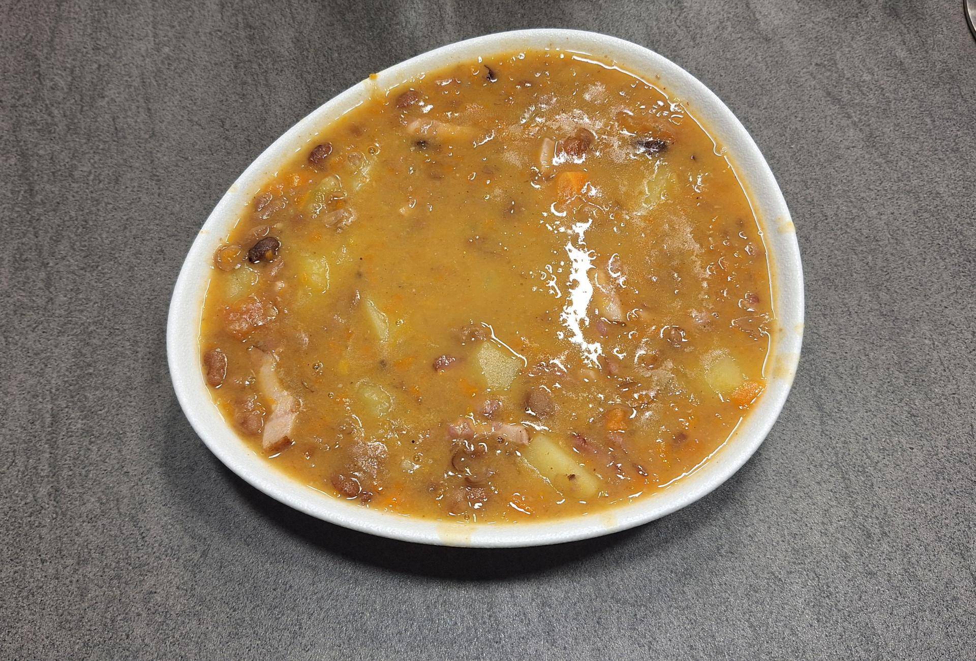 Zuppa di fagioli, patate e speck - Ricette Companion Connect XL | Moulinex