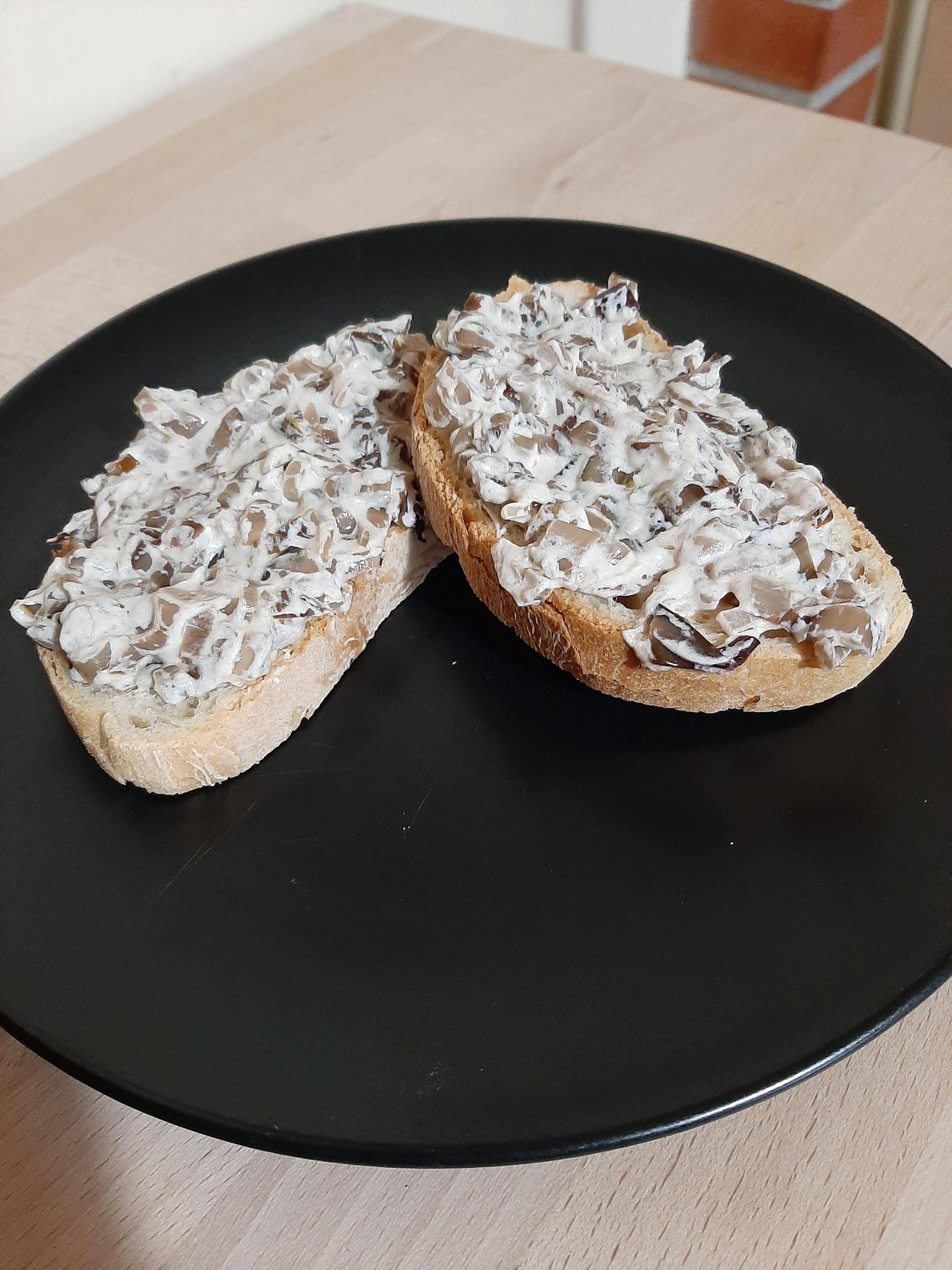 Bruschette con salsa di radicchio trevigiano - Ricette Companion Connect | Moulinex