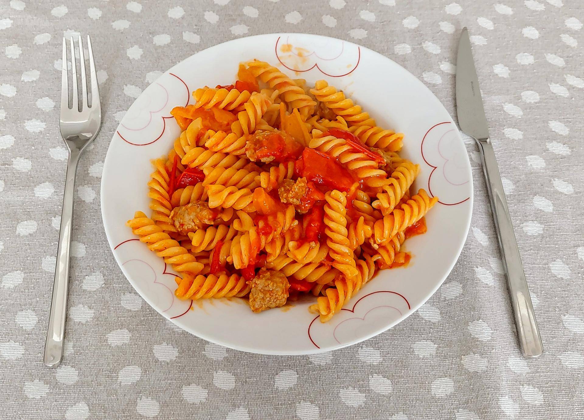 Sugo peperoni e salsiccia - Ricette Companion Connect | Moulinex