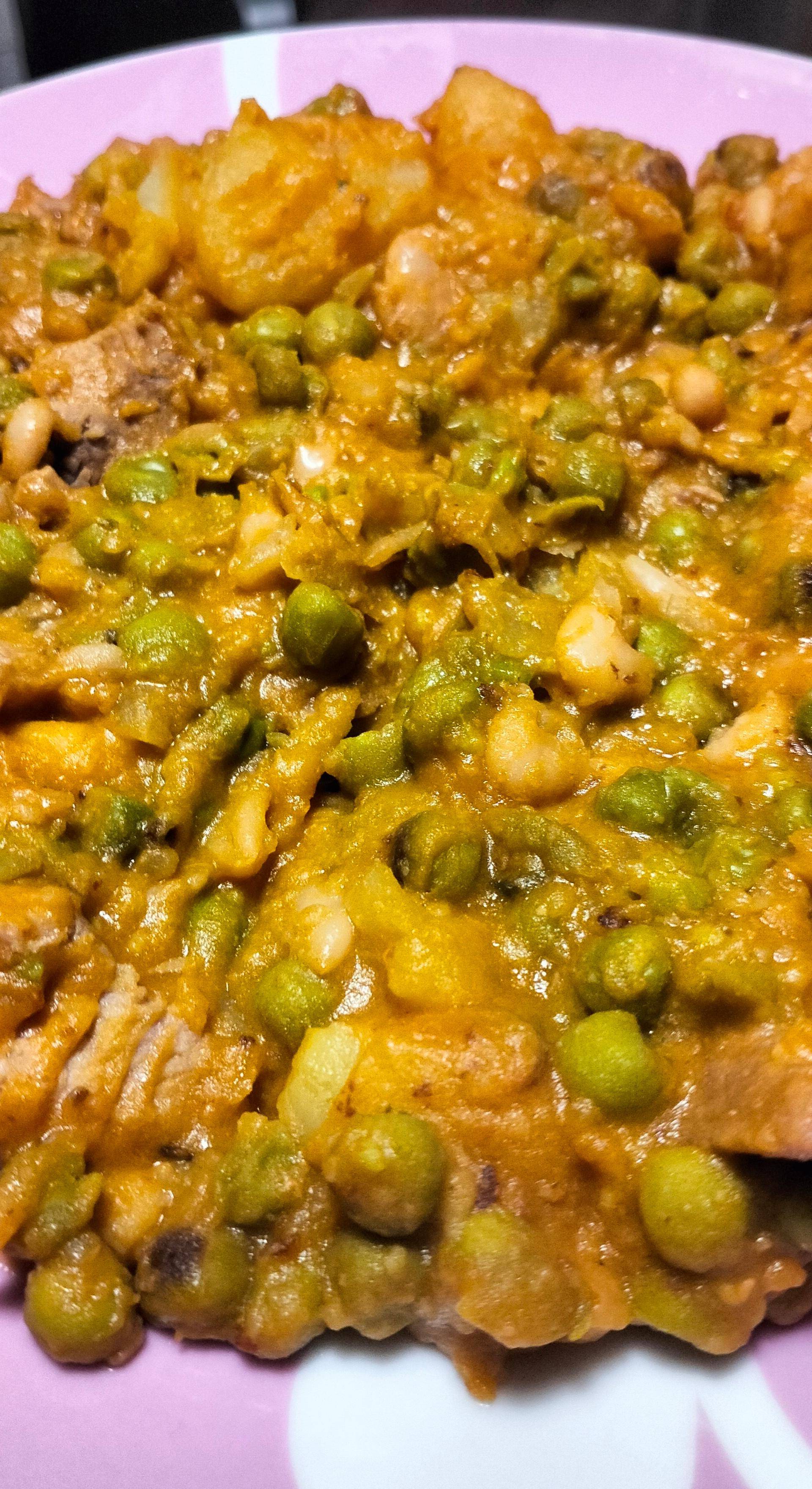 Spezzatino di maiale con patate, piselli e fagioli - Ricette Cookeo V3 | Moulinex