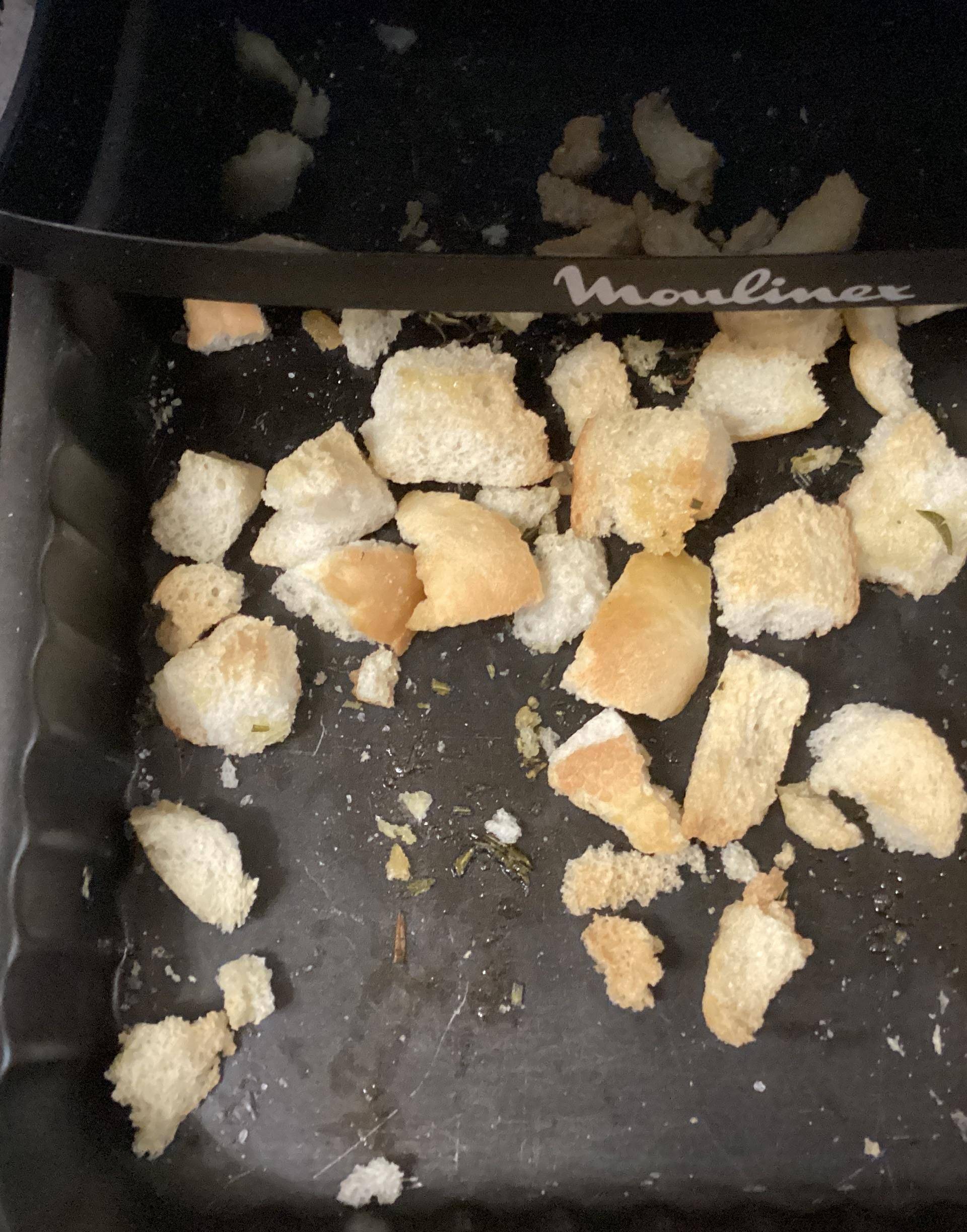 Crostini per zuppe - Ricette Easy Fry XL Surface | Moulinex