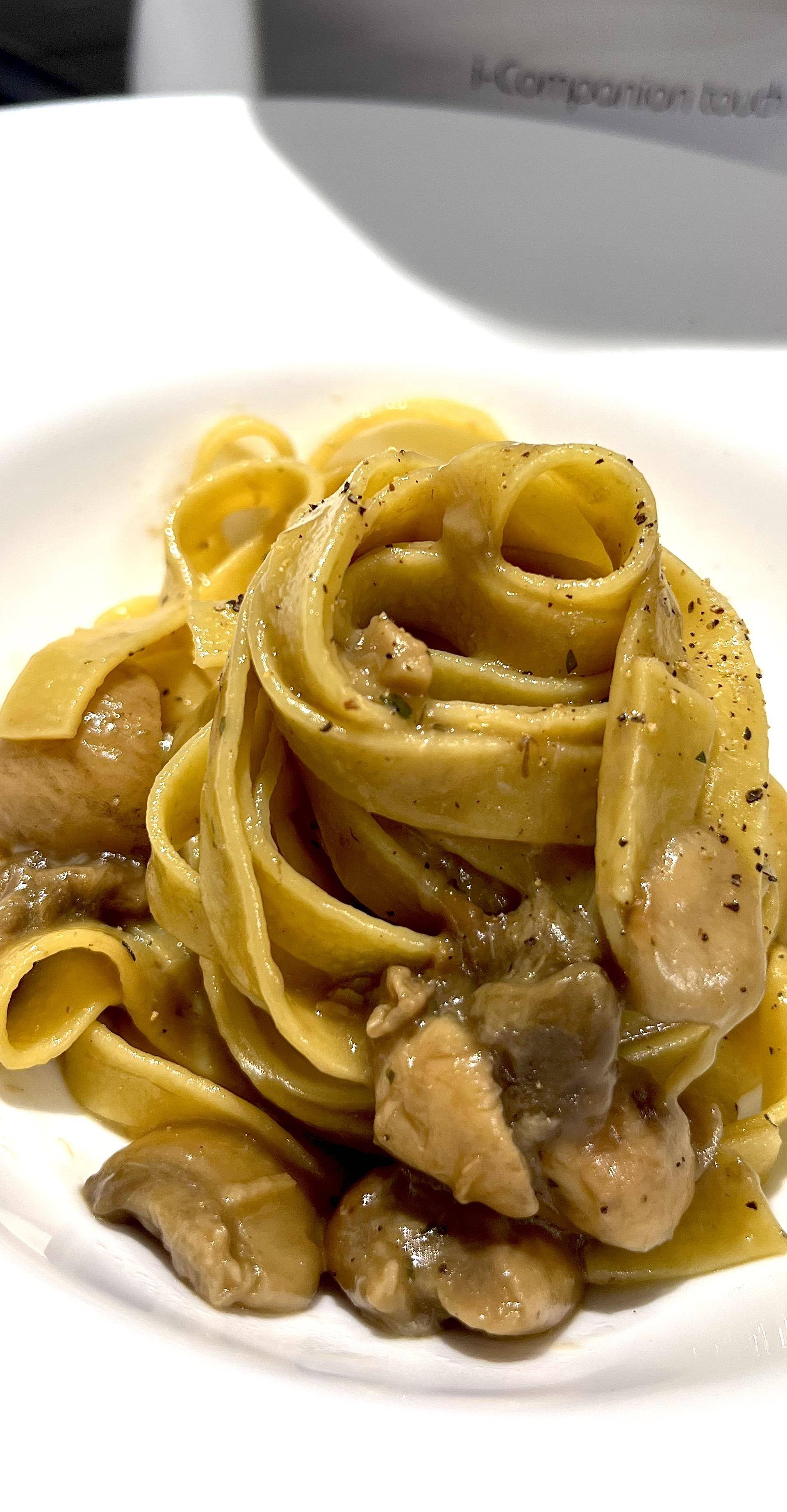 Pasta funghi porcini panna e pancetta - Ricette Companion Connect XL | Moulinex