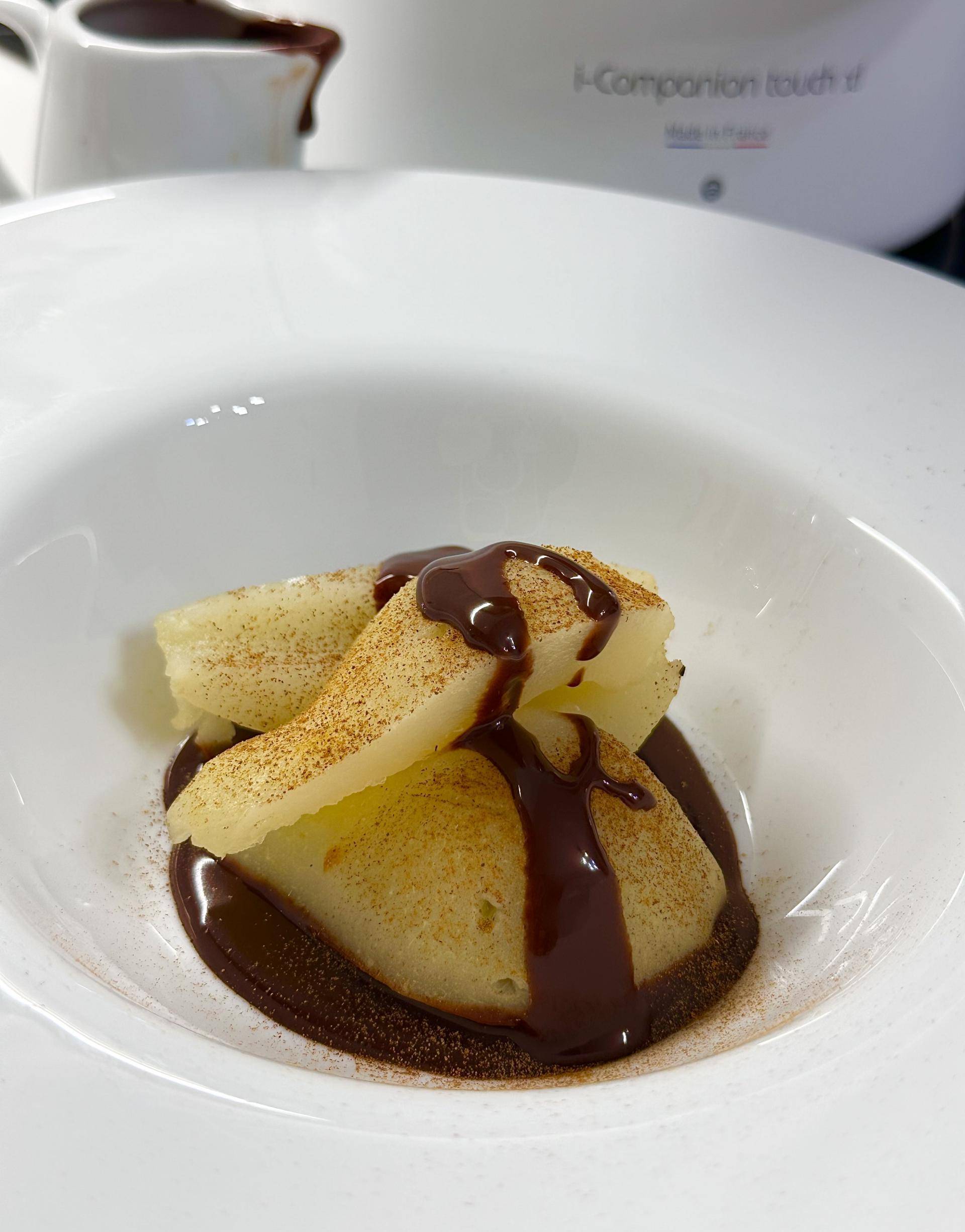 Pere al vapore e salsa al cioccolato - Ricette Companion Connect XL | Moulinex