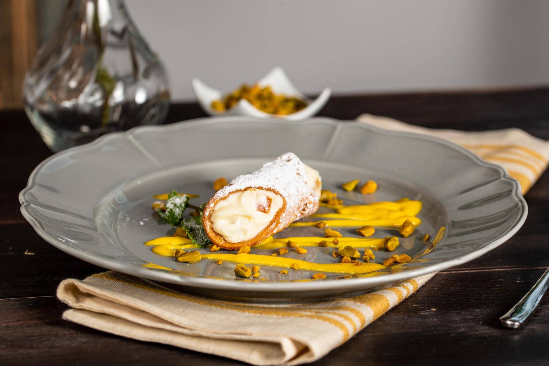 Cannoli di ricotta con canditi in salsa inglese al sapore di pistacchi - Ricette Companion | Moulinex