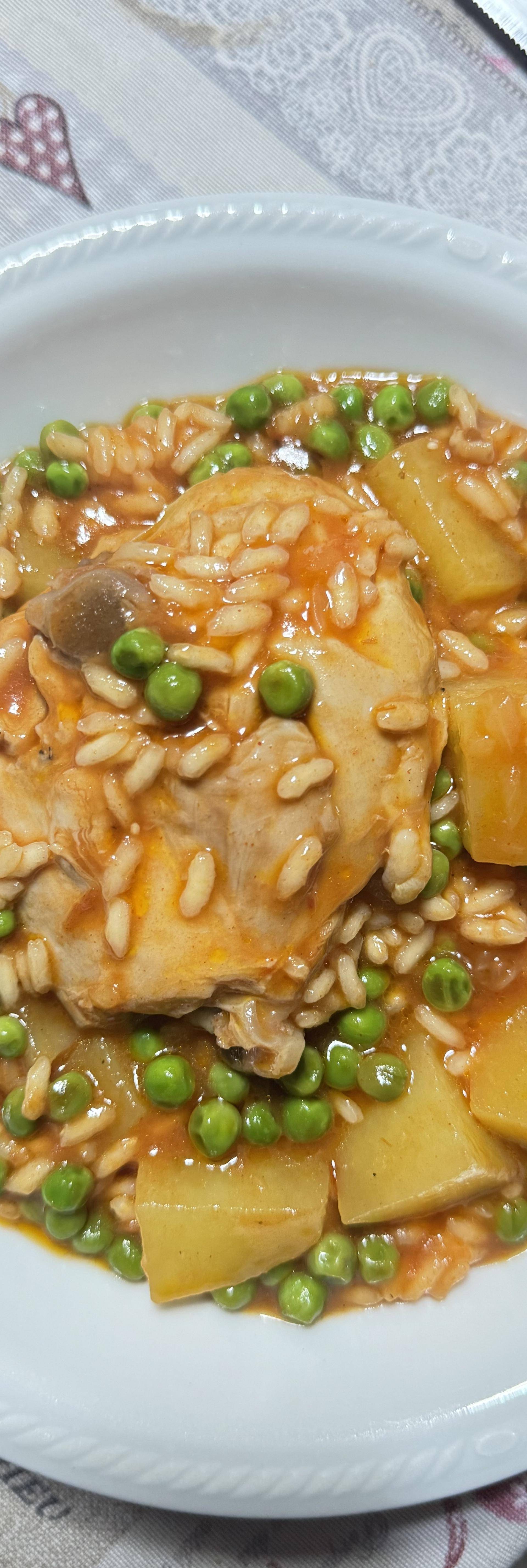 Gustoso pollo in umido con patate, riso e piselli - Ricette Companion Connect | Moulinex