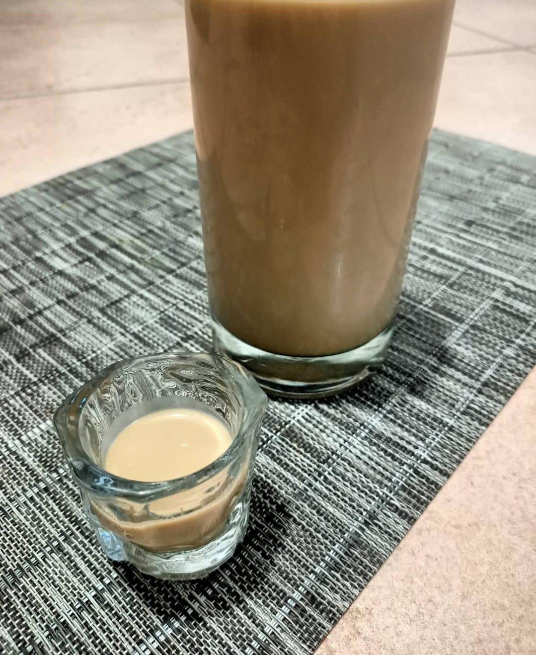 Liquore alla crema di caffè - Ricette Companion Connect | Moulinex