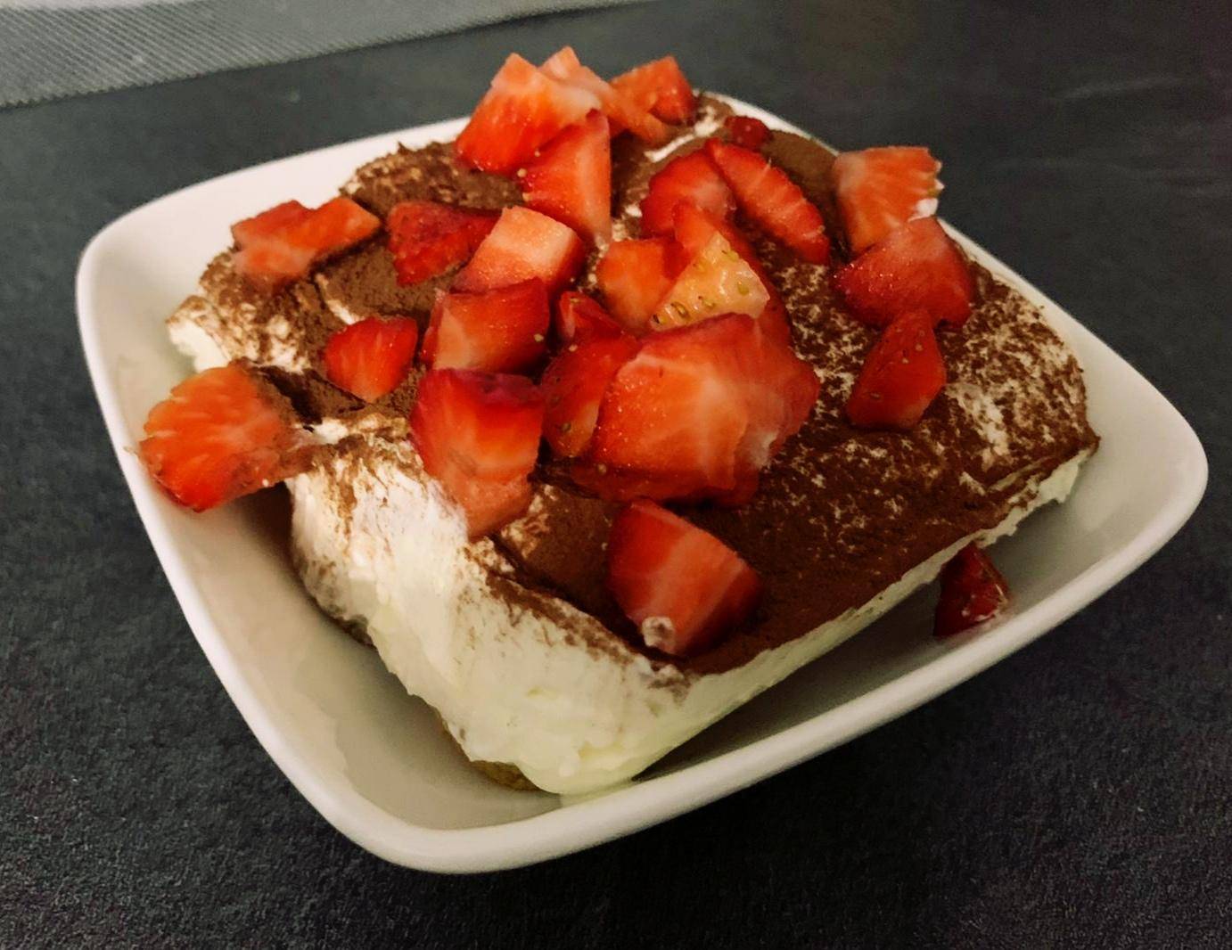 Mascarpone light alle fragole senza uova - Ricette Companion | Moulinex
