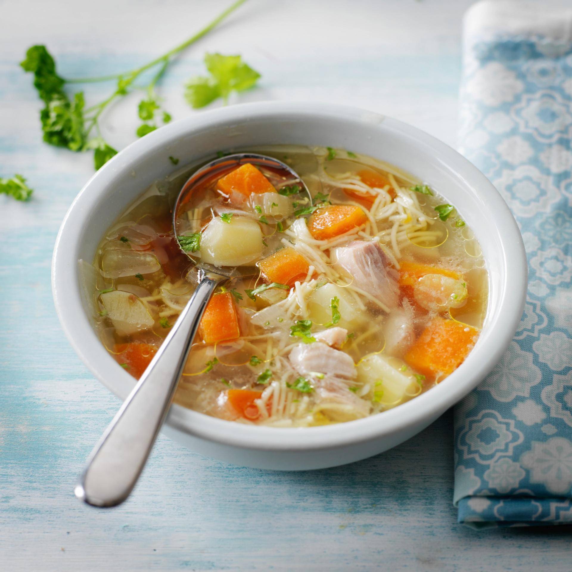 Zuppa di pollo con vermicelli - Ricette Companion | Moulinex