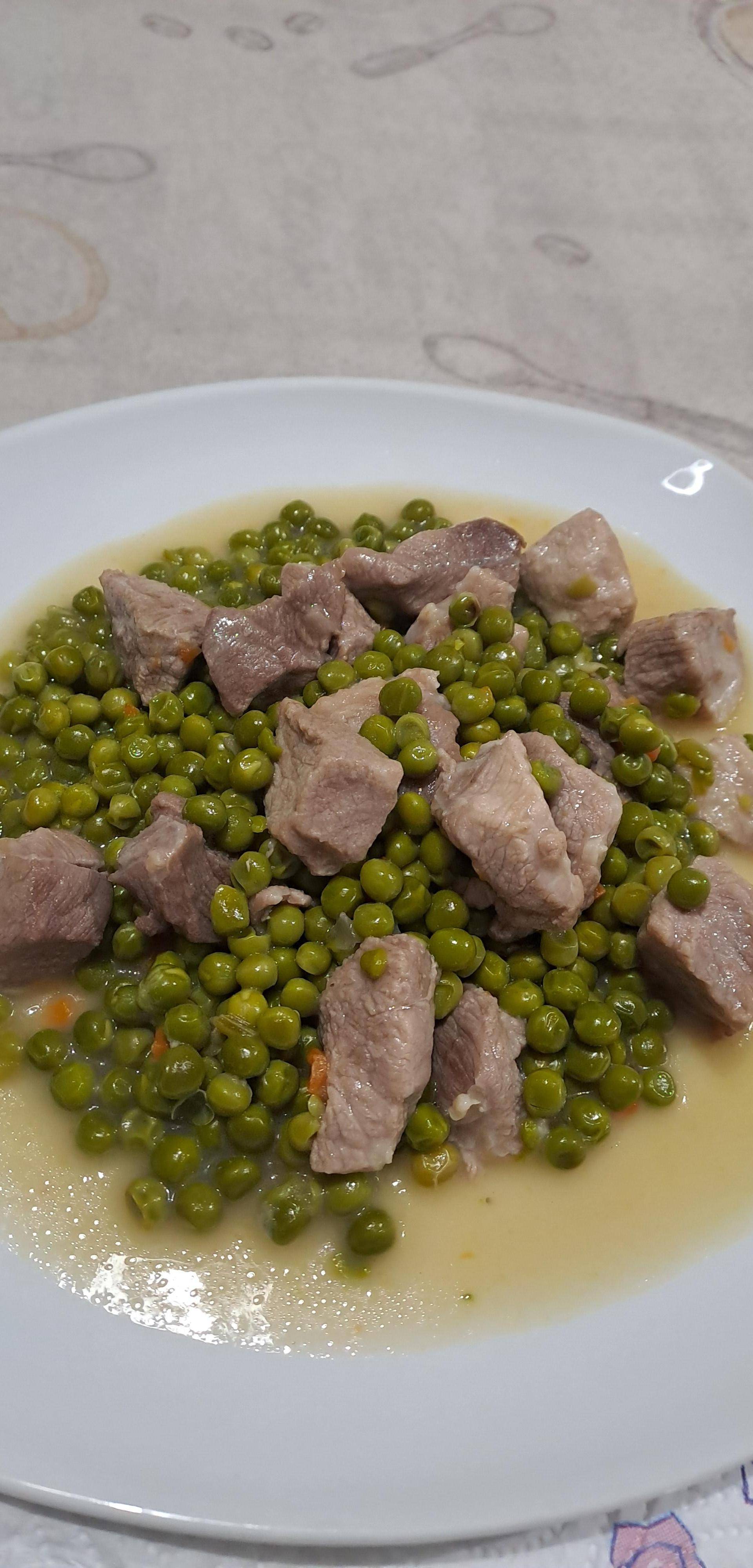 Spezzatino di vitella con piselli - Ricette Companion Connect | Moulinex