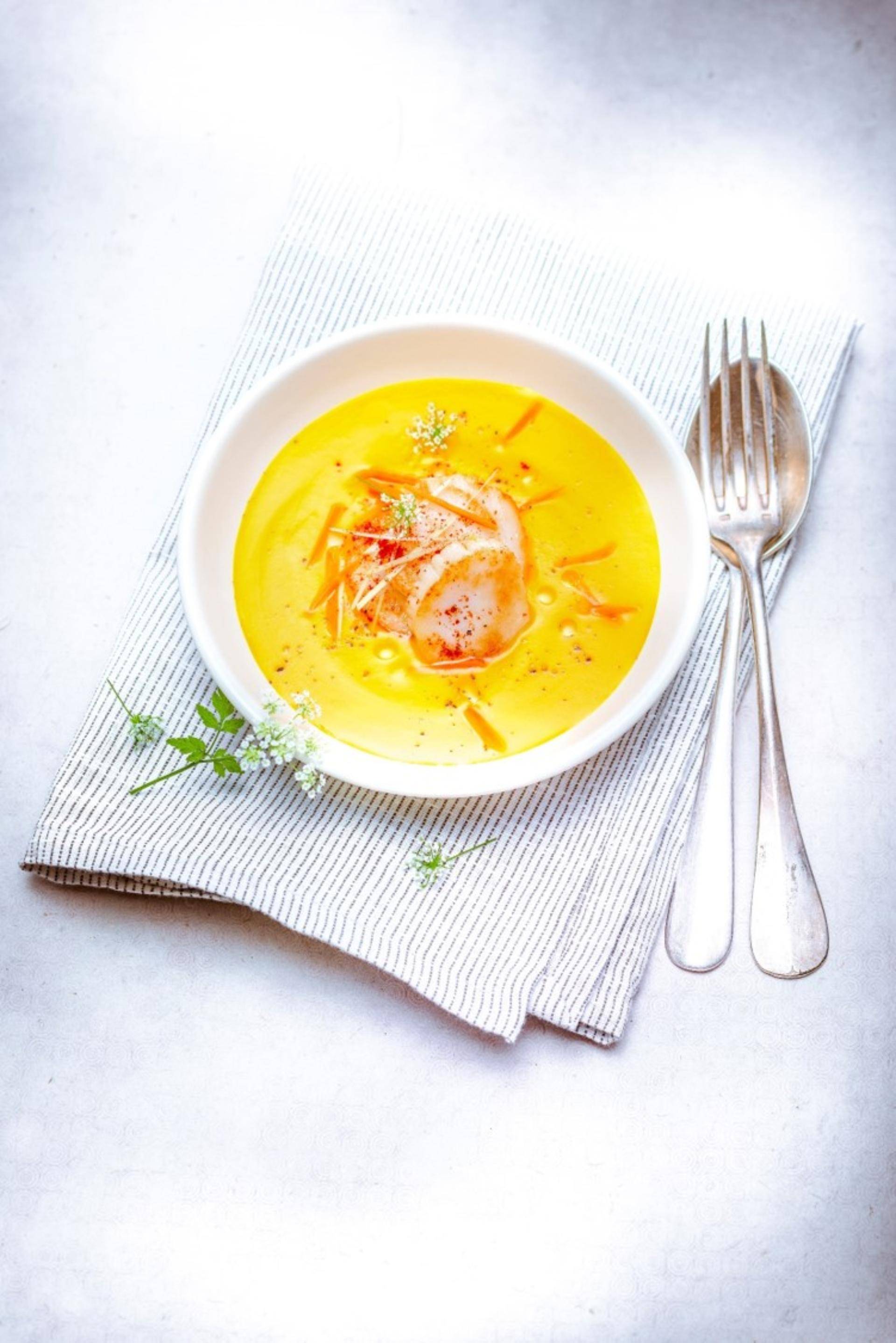 Zuppa di carote, citronella e cocco con capesante saltate - Ricette Ultrablend Cook | Moulinex